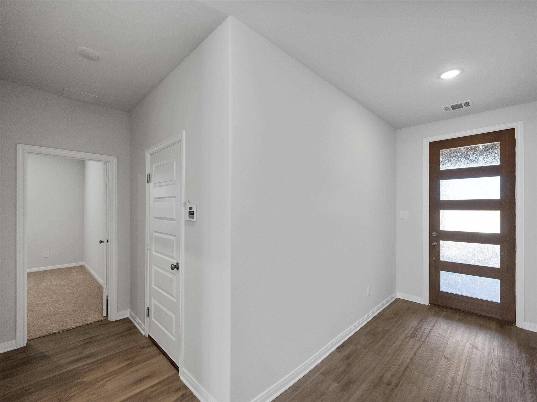 Van Alstyne, TX 75495,607 Metallic Tree LN