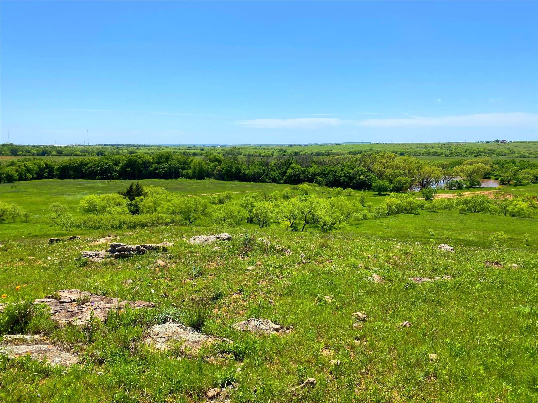 Bowie, TX 76230,2683 N Highway 81