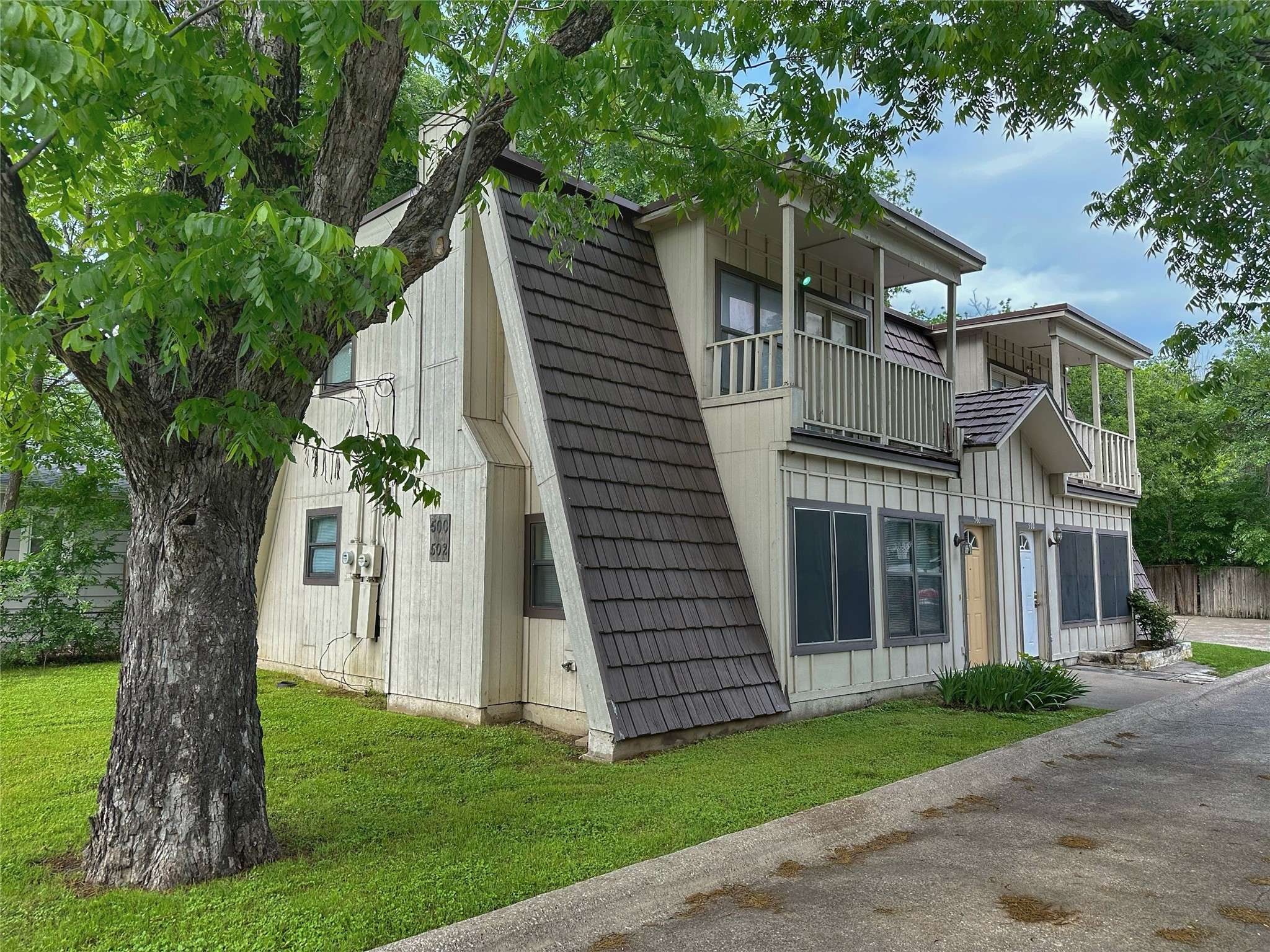 Irving, TX 75061,500 Mimosa ST