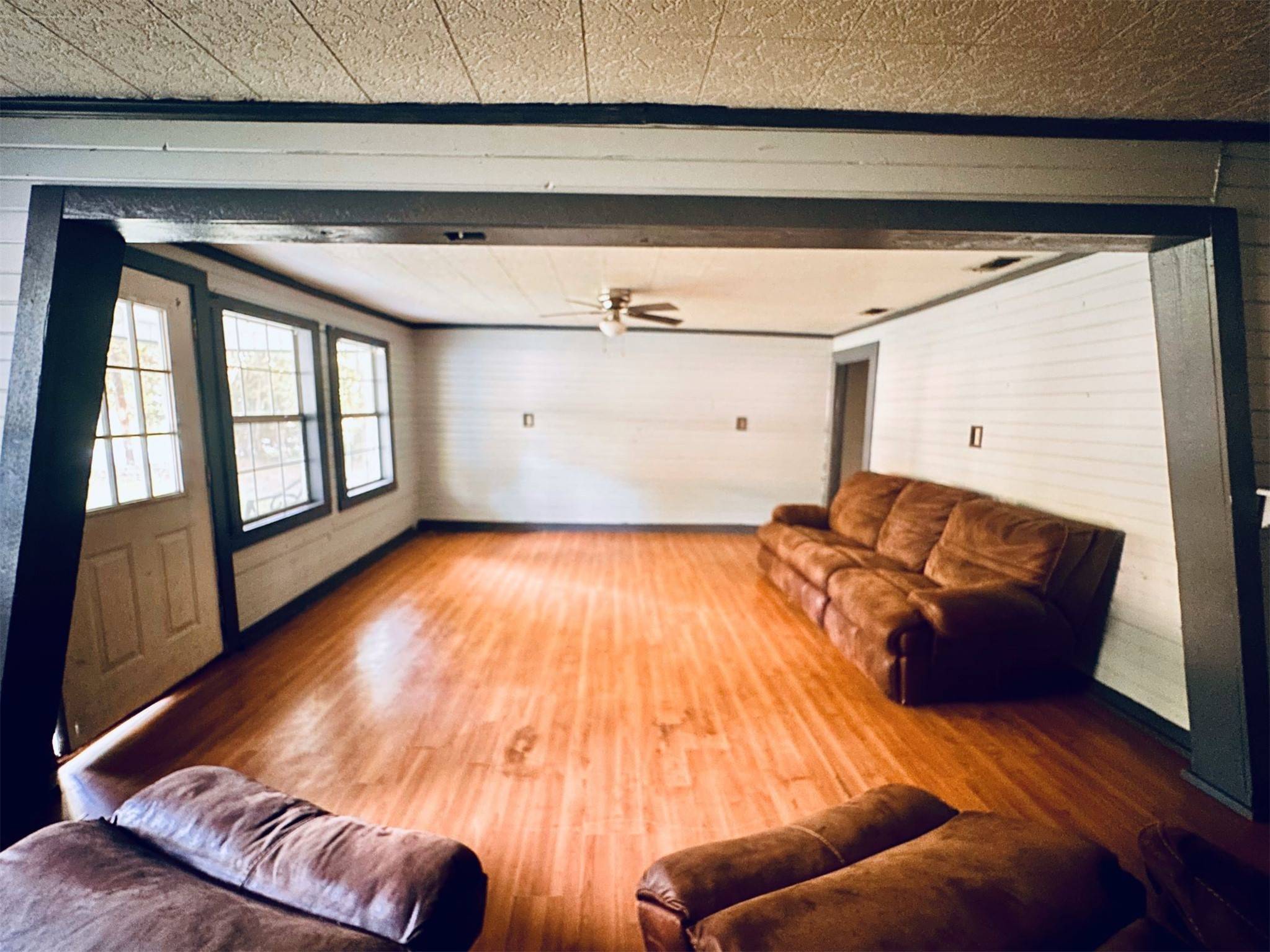 Hawkins, TX 75765,299 Francis ST