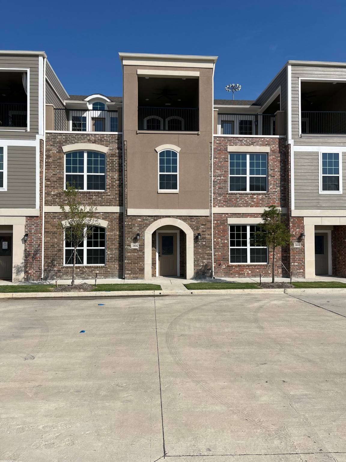 Grand Prairie, TX 75052,3806 Manhattan AVE