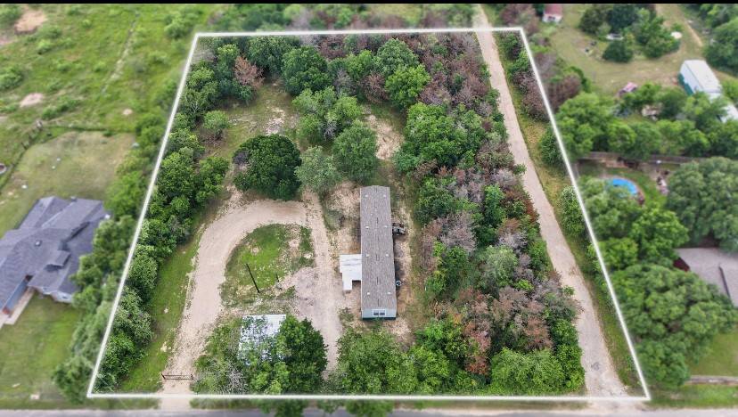 Elm Mott, TX 76640,1172 Lincoln City RD