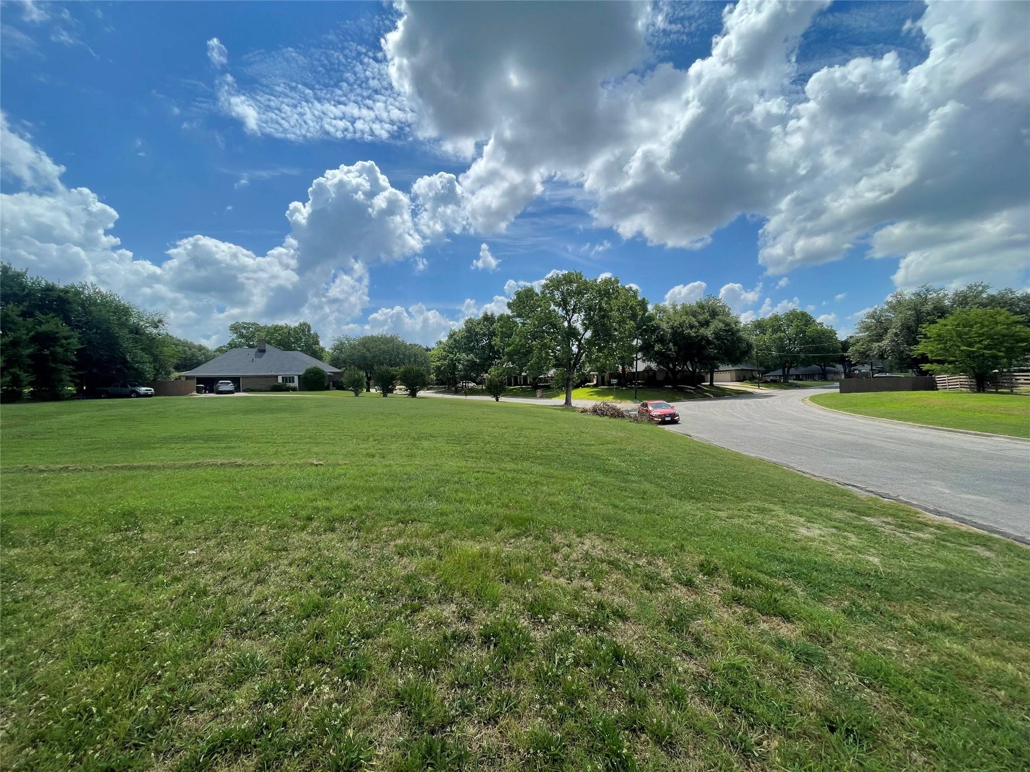 Sherman, TX 75092,2309 Meadows LN