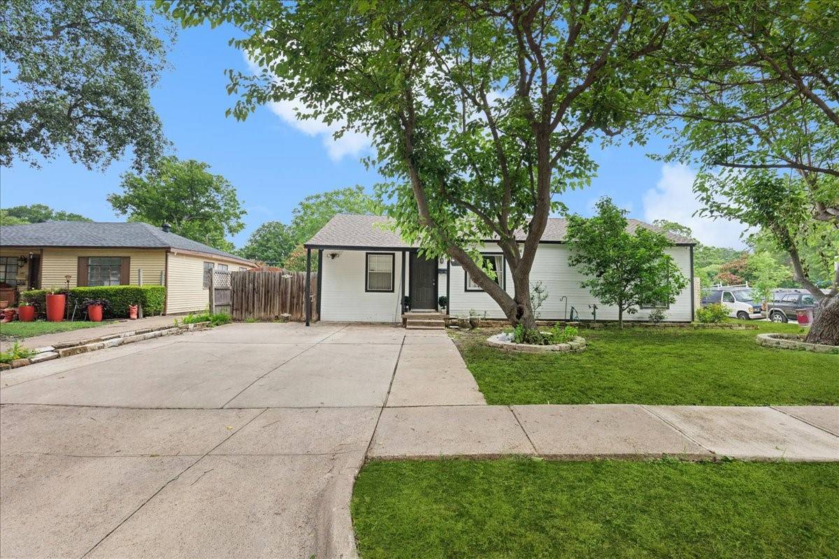 Dallas, TX 75220,3551 Espanola DR
