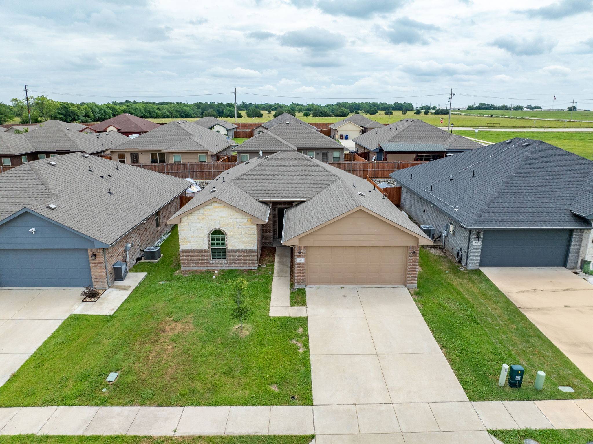 Farmersville, TX 75442,109 Columbia ST