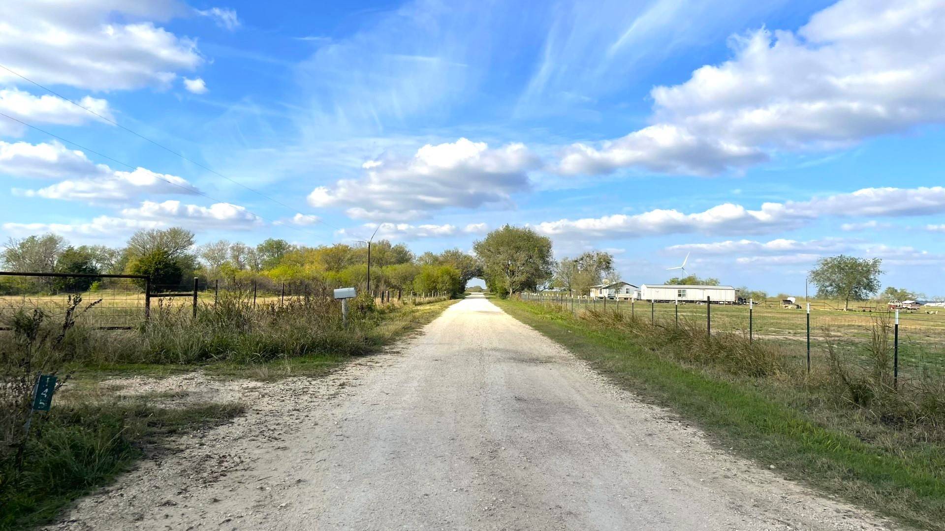 Hubbard, TX 76648,182 HCR 3352