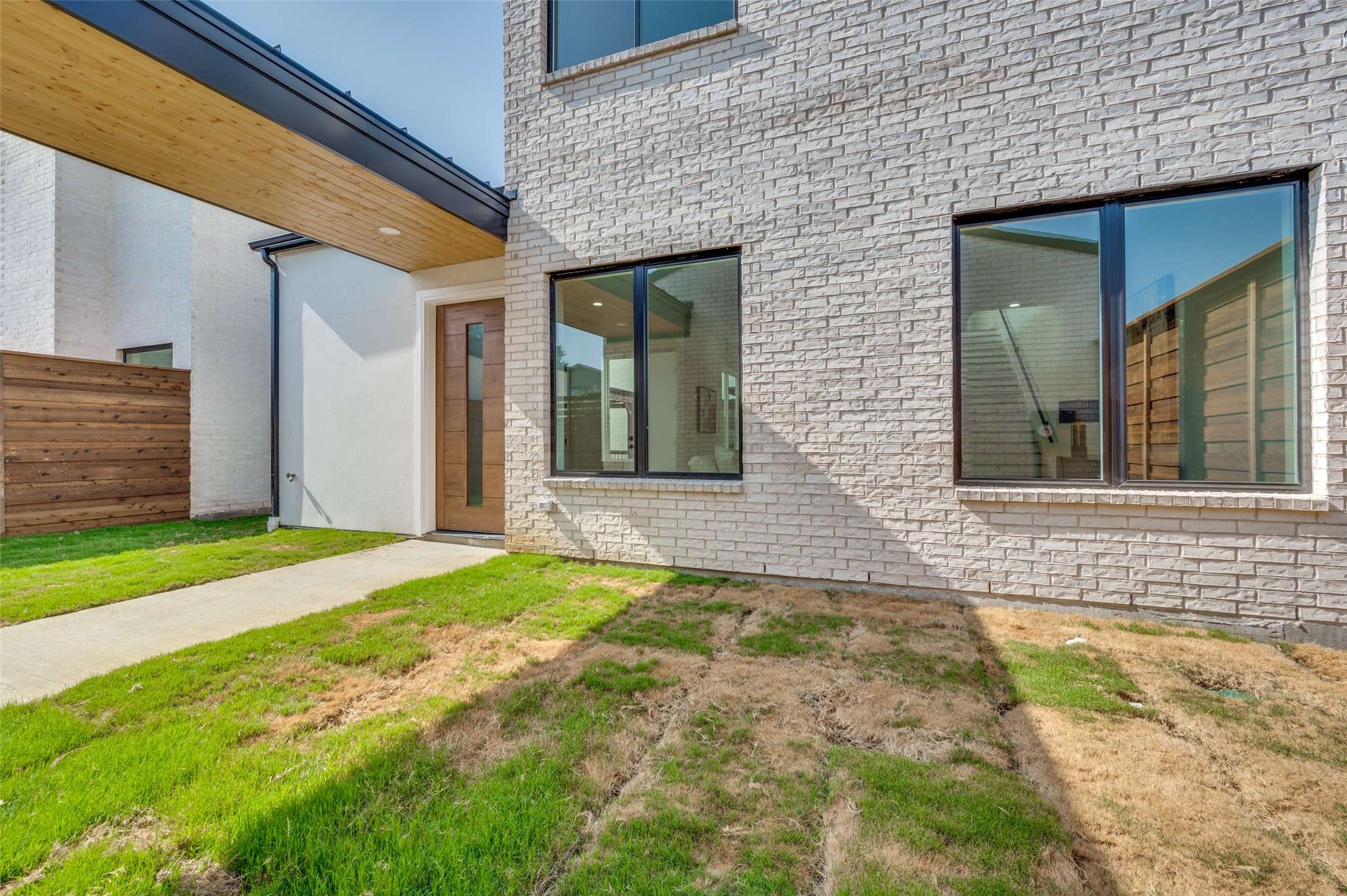 Dallas, TX 75229,3329 Walchard CT