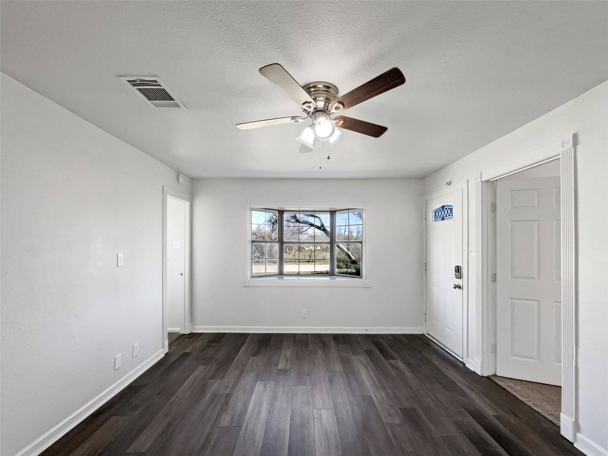 White Settlement, TX 76108,8401 Hanon DR