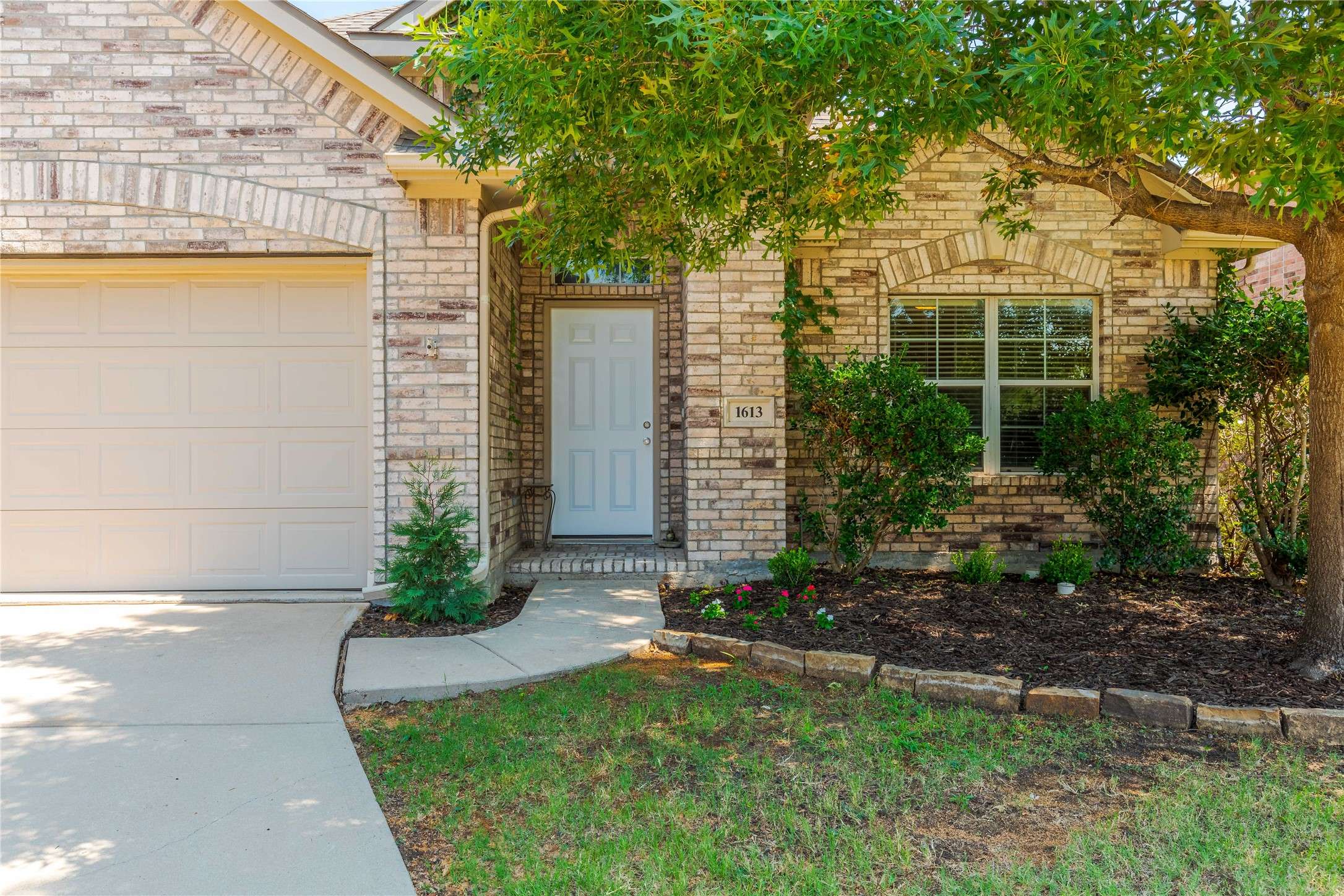 Little Elm, TX 75068,1613 Bluebird DR