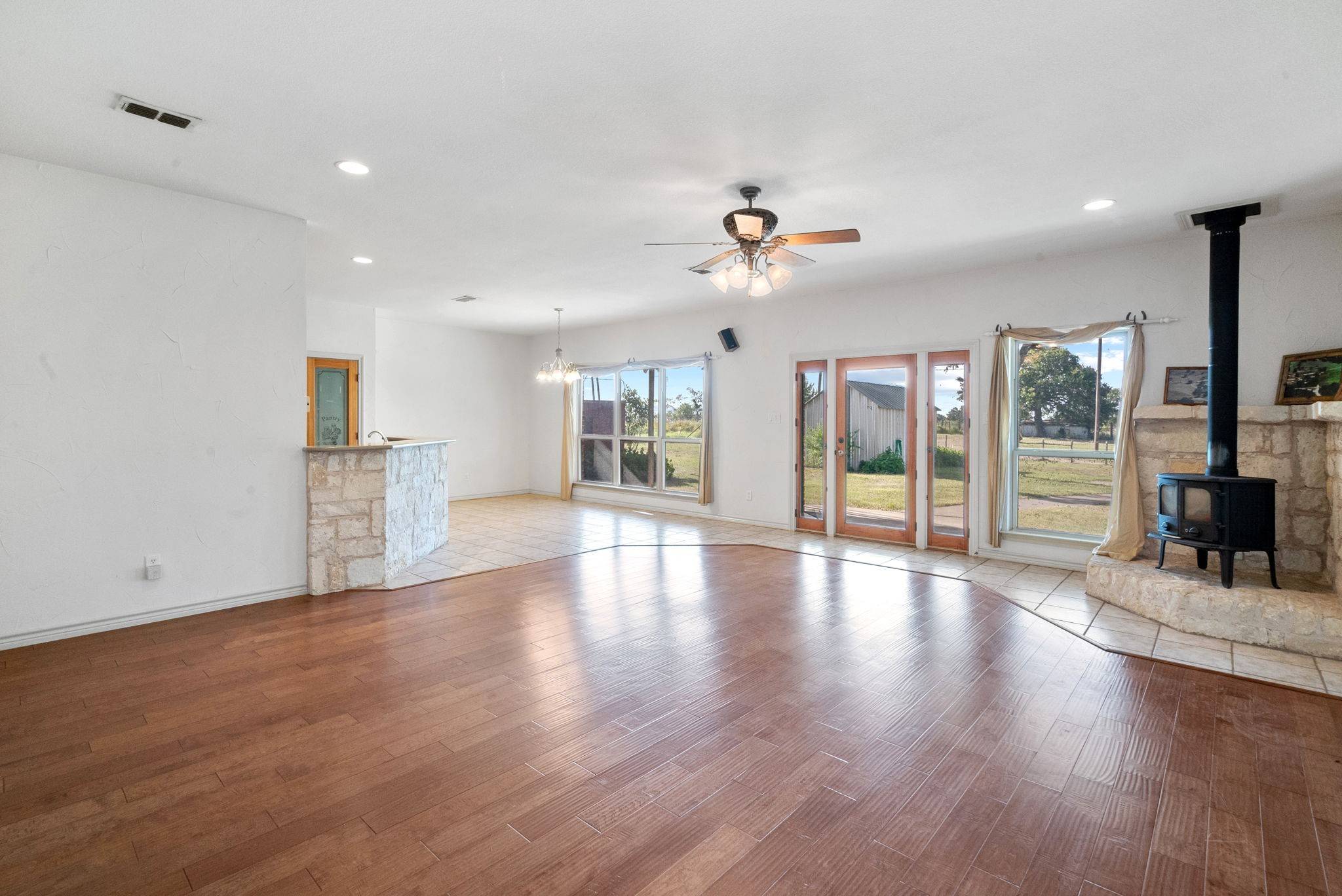 Tolar, TX 76476,10701 Hutchinson RD