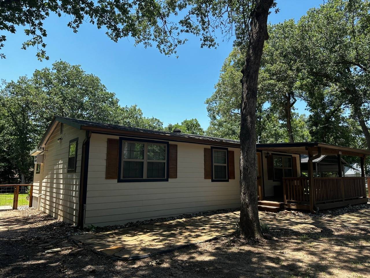 Murchison, TX 75778,223 HOLLY GLN