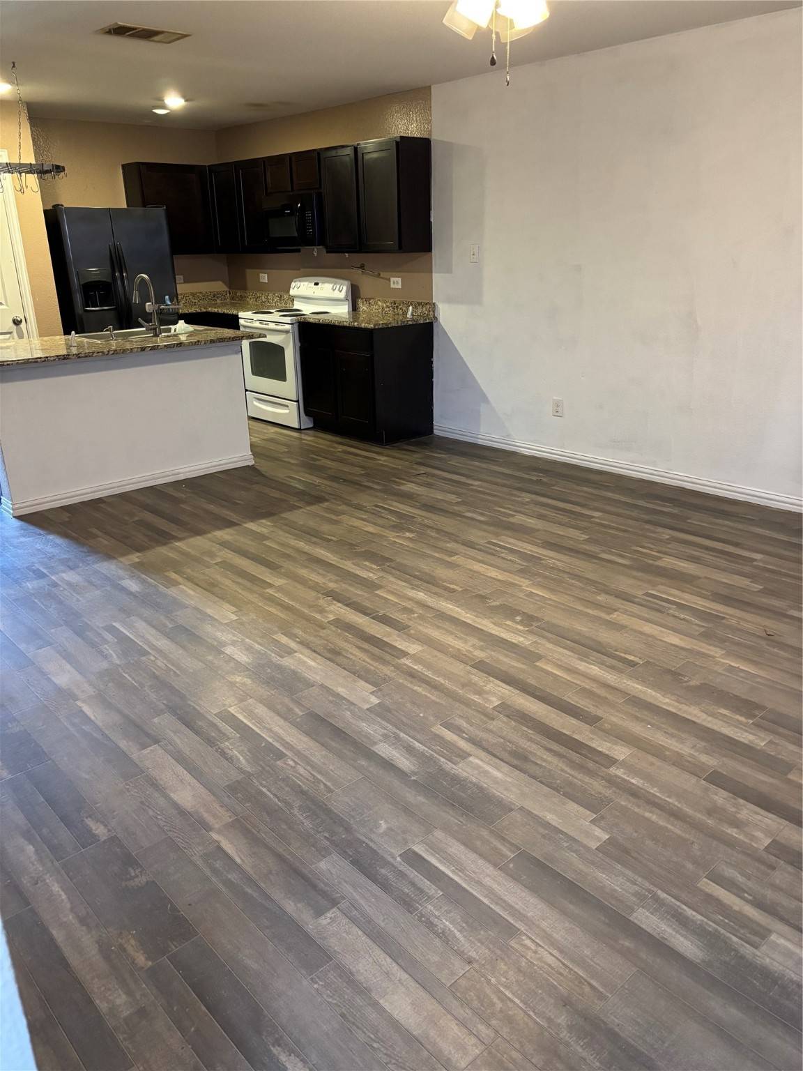 Pelican Bay, TX 76020,1625 Saranell CT