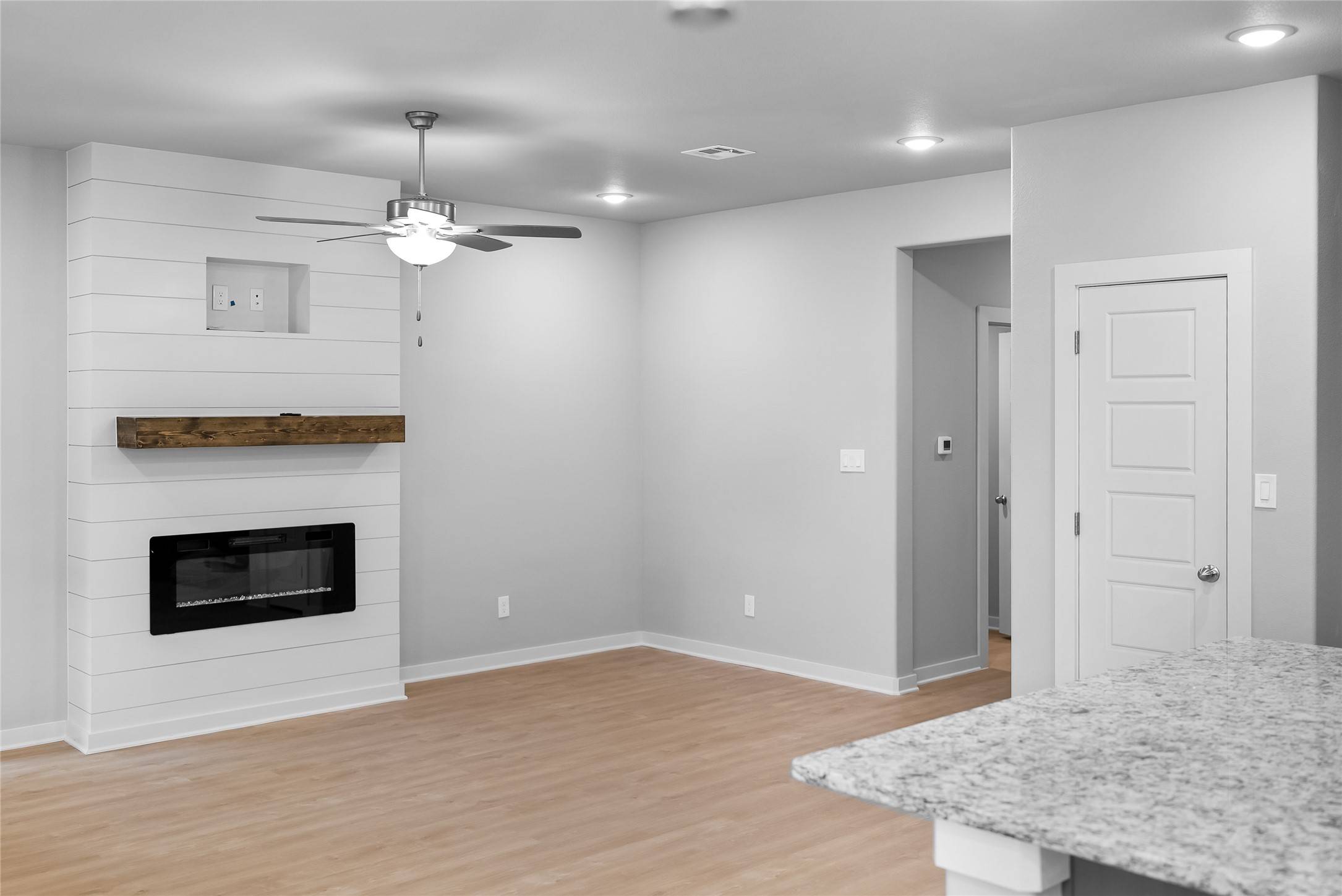 Denison, TX 75020,3858 Rose Hill CT