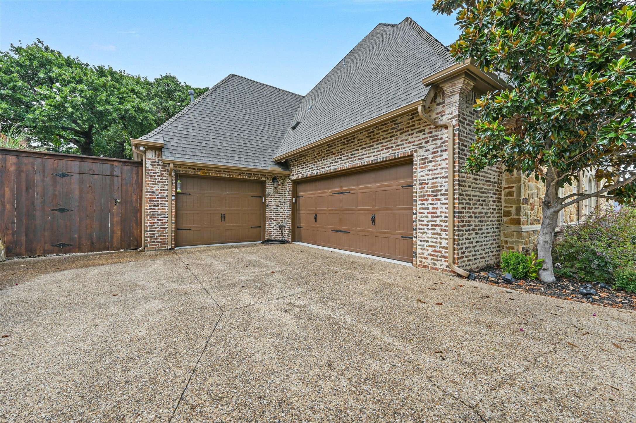 Arlington, TX 76017,5400 Hidden Trails DR