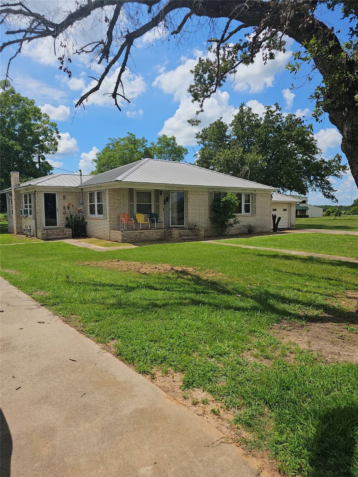 Fairfield, TX 75840,1001 S Fairway ST