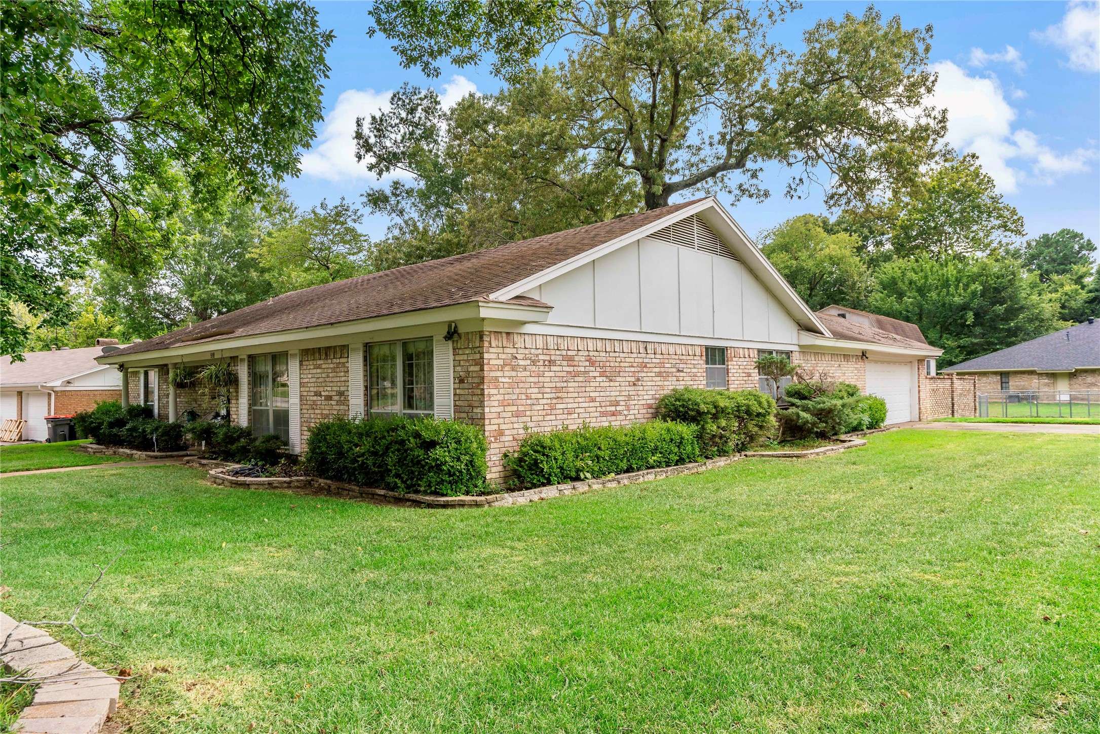 Paris, TX 75460,510 26th ST SE