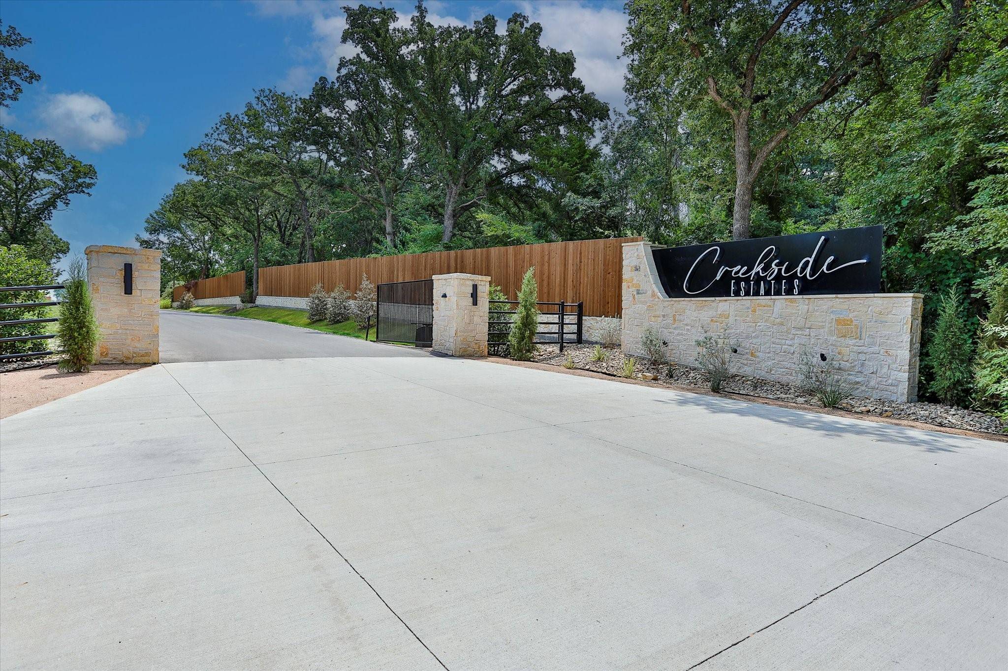 Aledo, TX 76008,2001 Meadow Bend CT