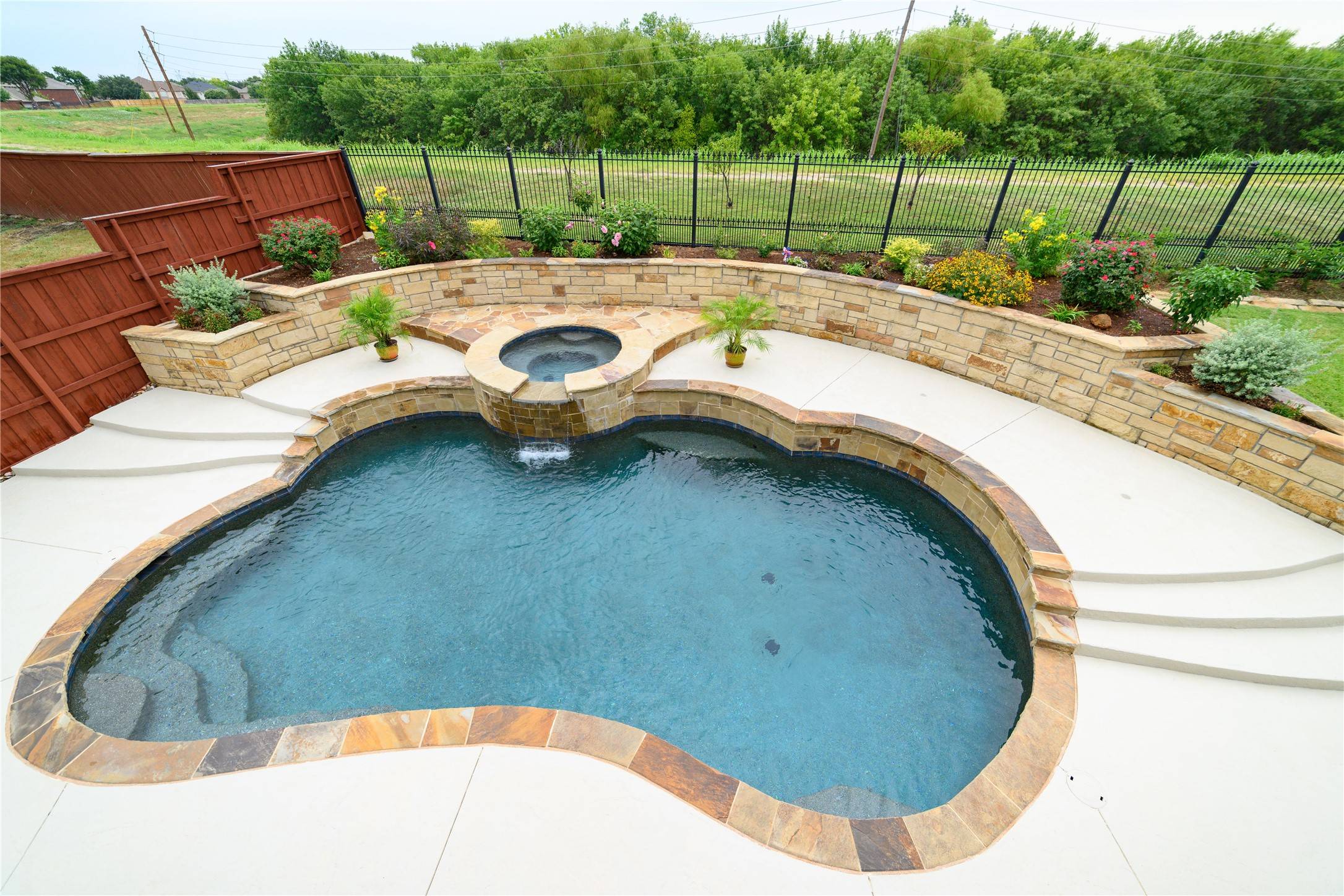 Carrollton, TX 75010,3820 Menard DR