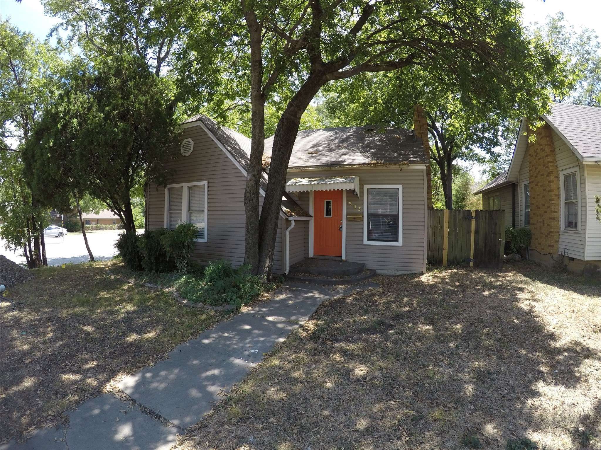 Denton, TX 76201,503 W Sycamore ST