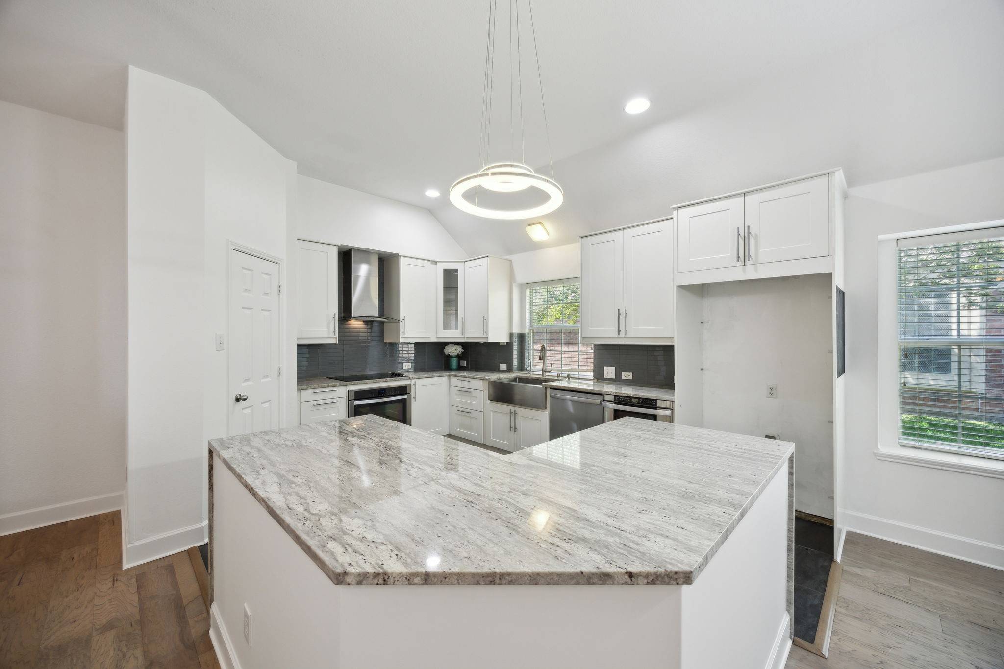Plano, TX 75025,1517 Endicott DR