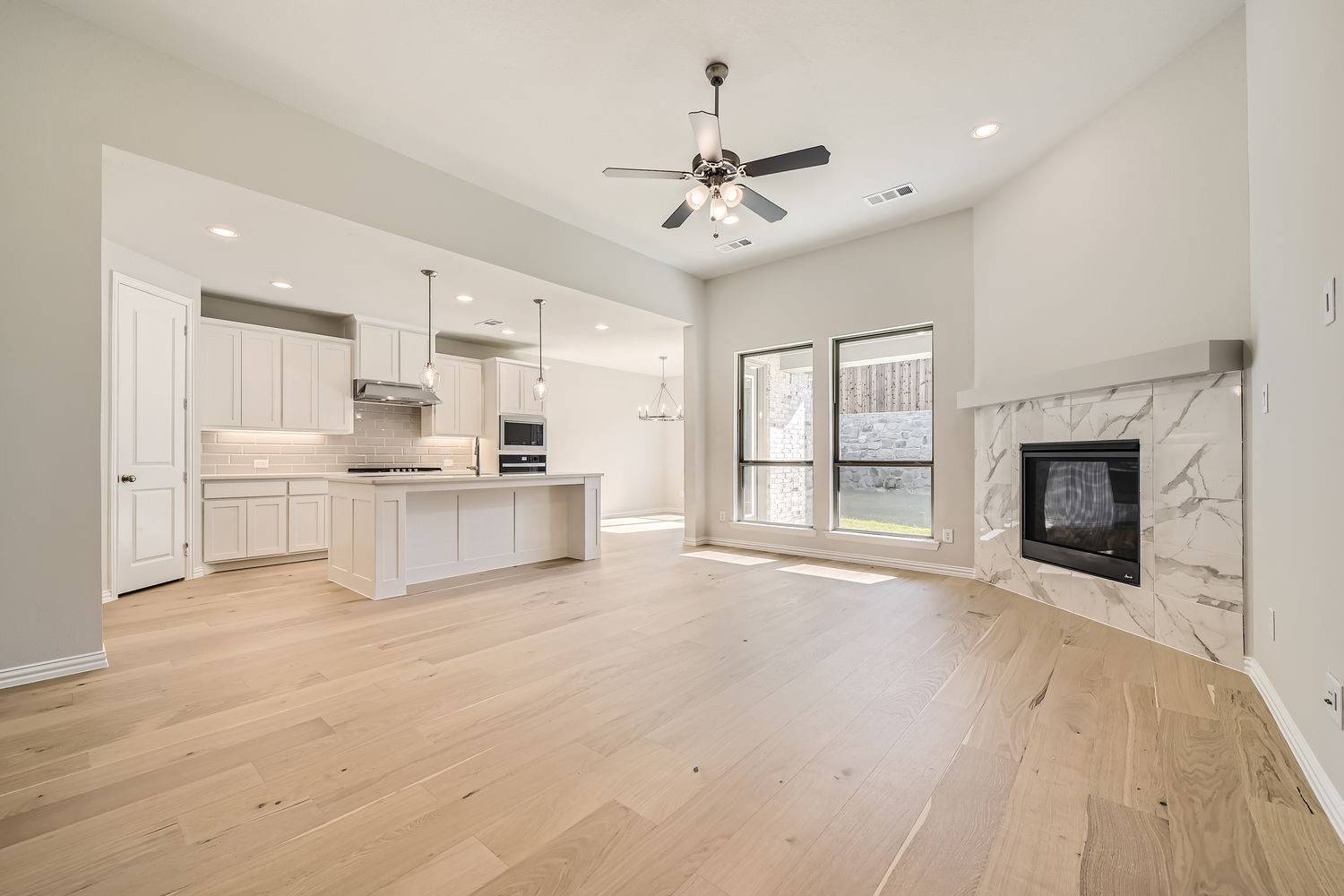 Rhome, TX 76078,227 Buffalo BLVD