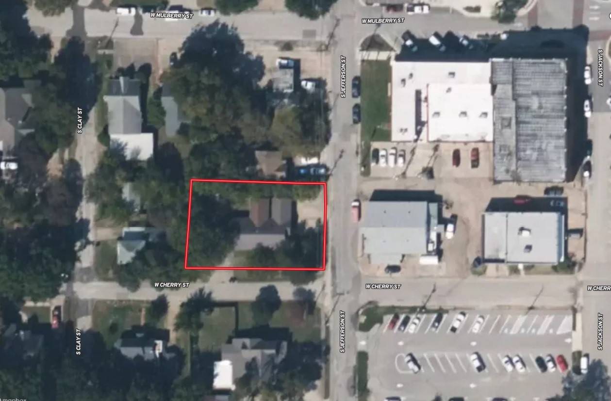 Kaufman, TX 75142,106 S Jefferson ST