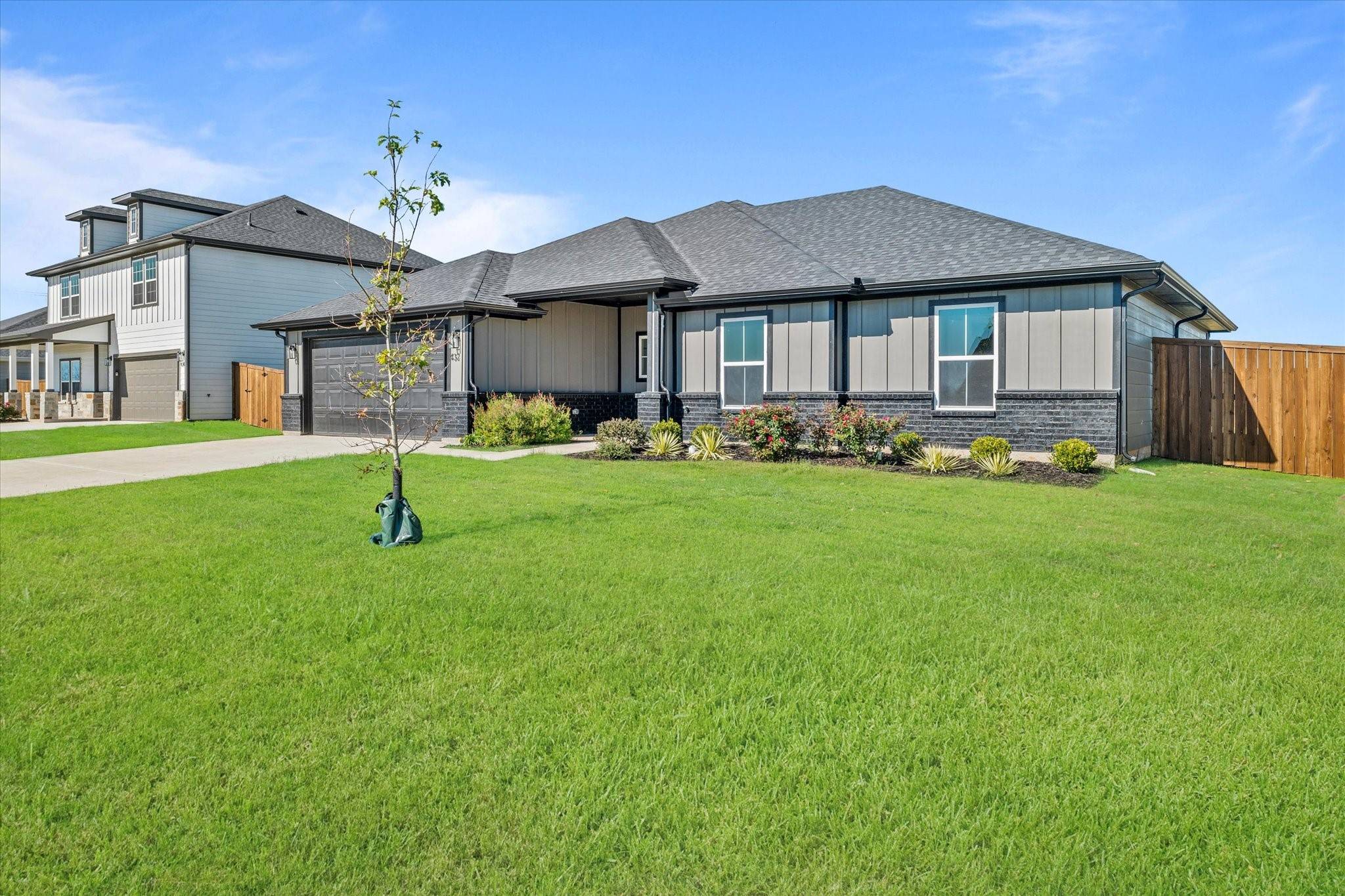 Muenster, TX 76252,432 Cirrus CIR