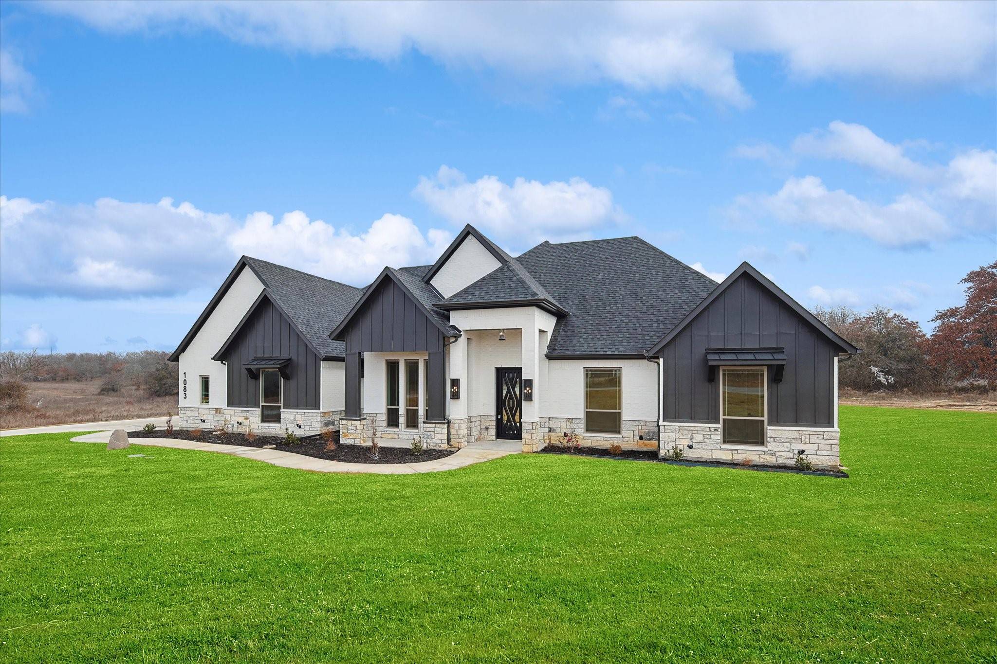 Weatherford, TX 76088,1083 Glenoaks DR