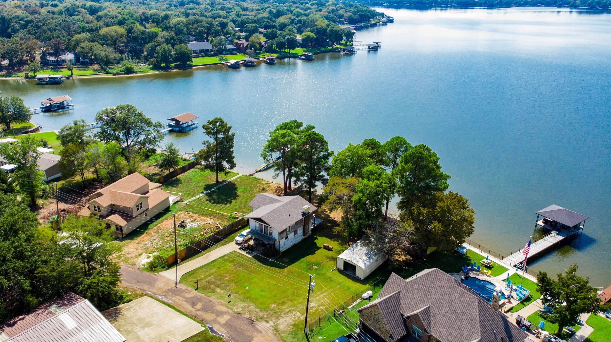 Mabank, TX 75156,160 Oak Hills DR