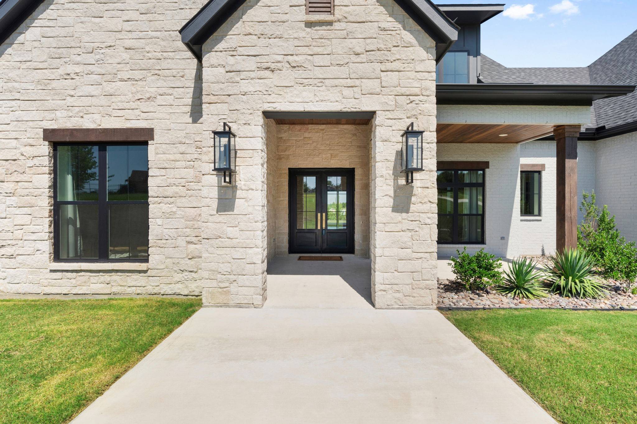 Melissa, TX 75454,25 Brookhollow CIR