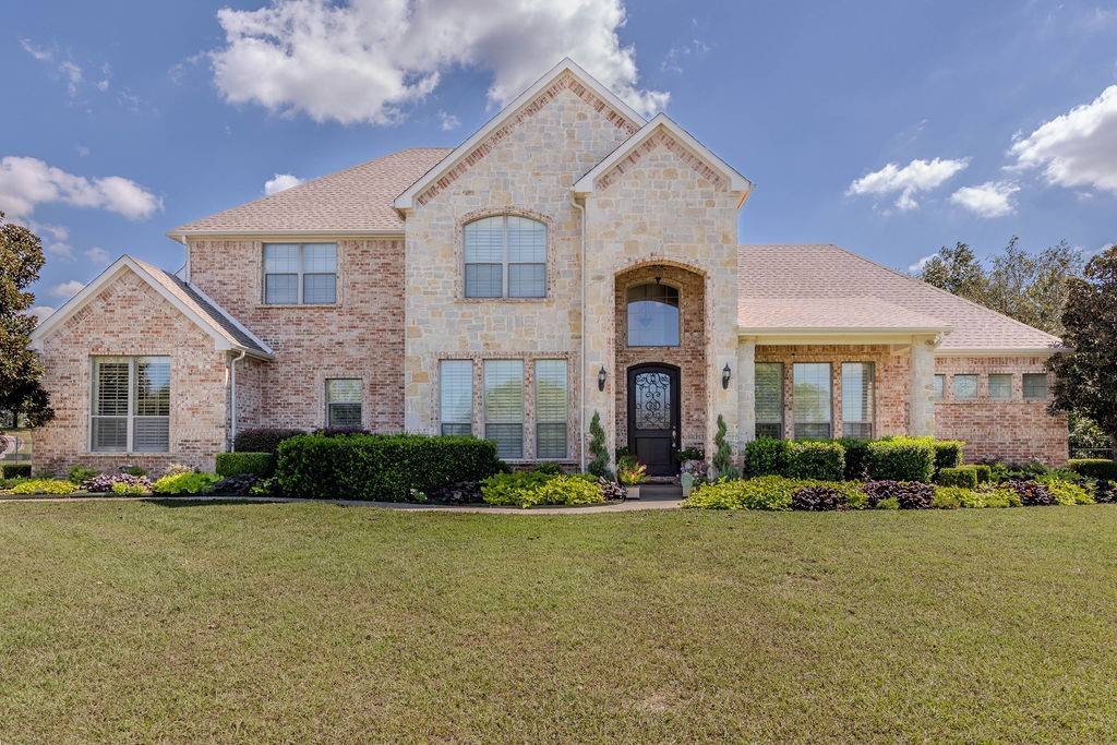 Aurora, TX 76078,407 W Aurora Vista TRL