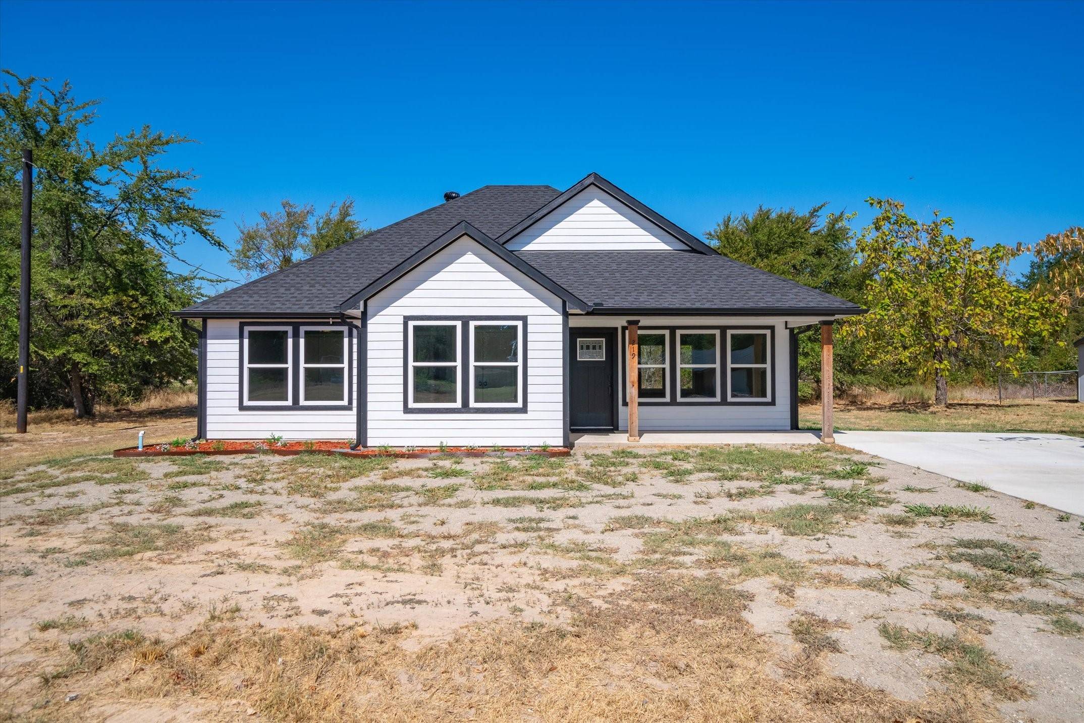 Tool, TX 75143,219 Midway RD