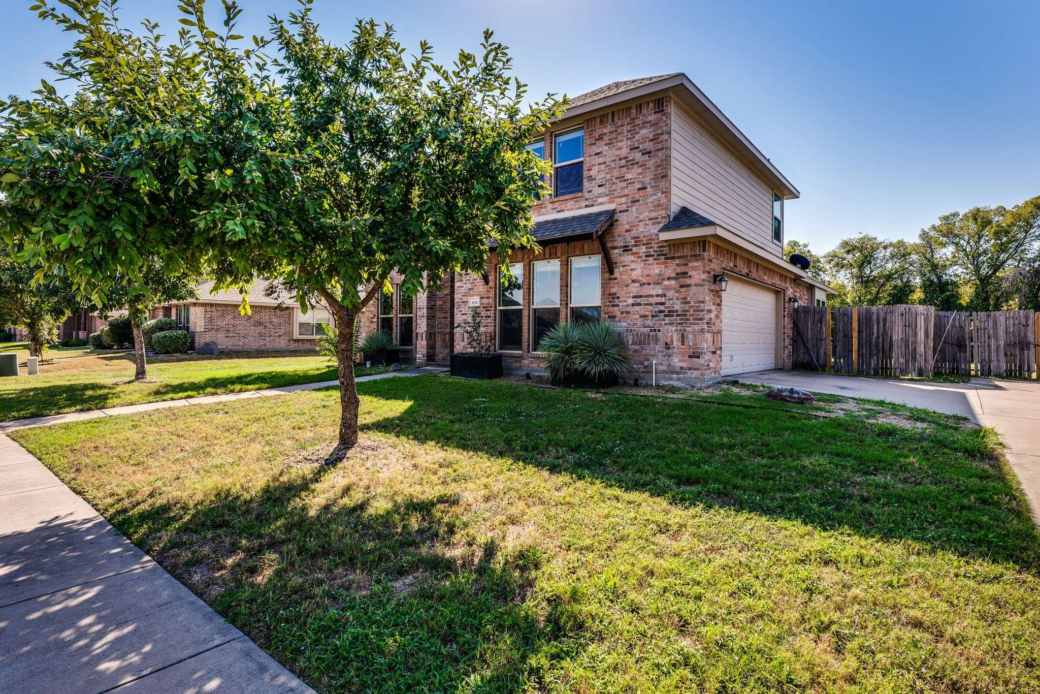 Glenn Heights, TX 75154,904 Blue Quail RUN