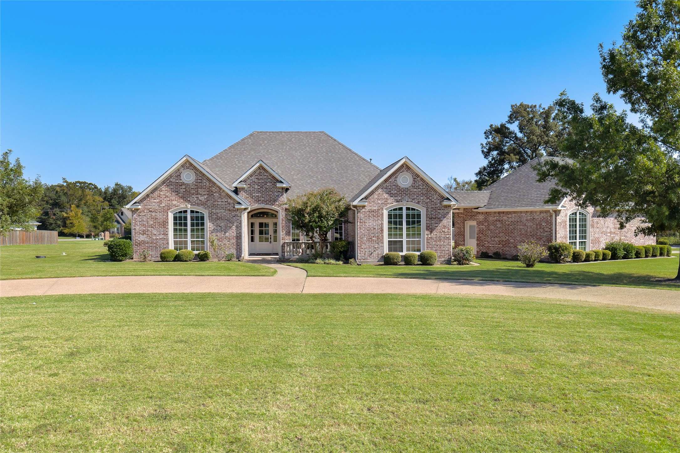 Sulphur Springs, TX 75482,400 Briarwood PL