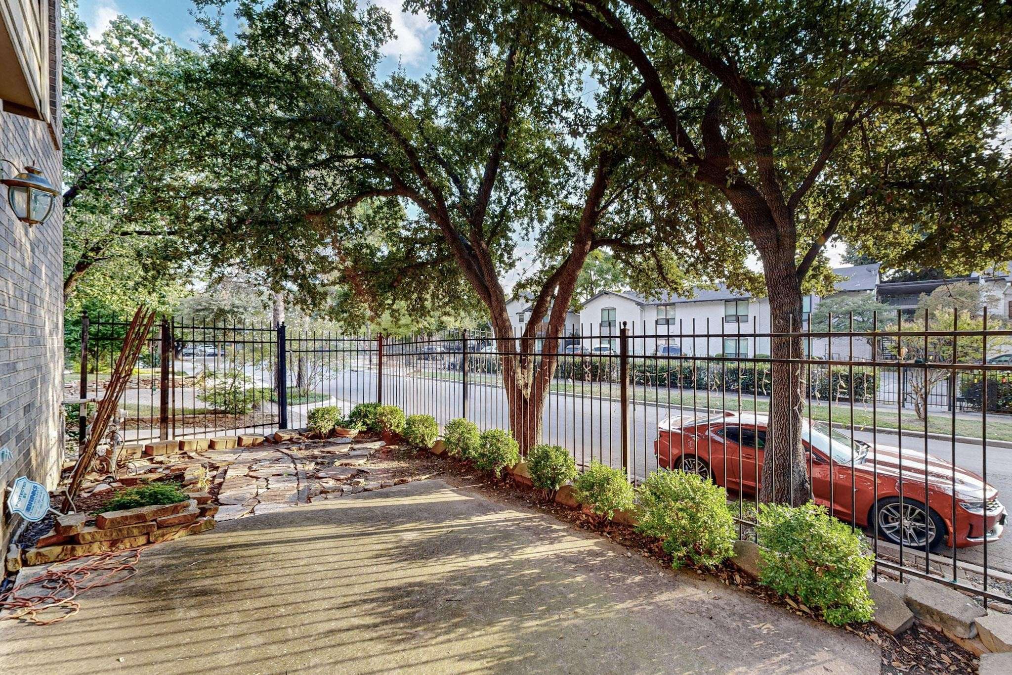 Dallas, TX 75219,4214 Gilbert AVE