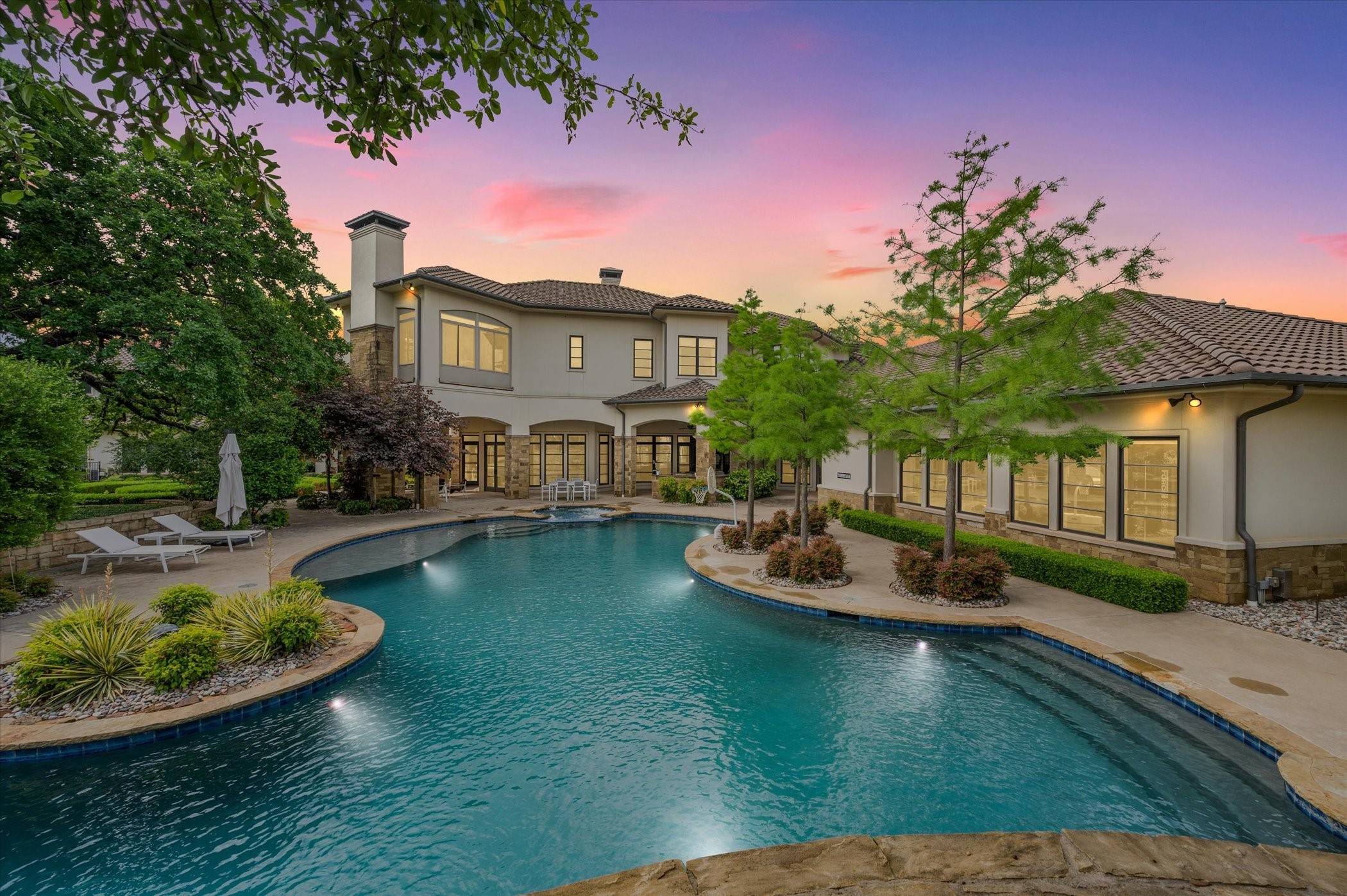 Southlake, TX 76092,940 W Dove RD
