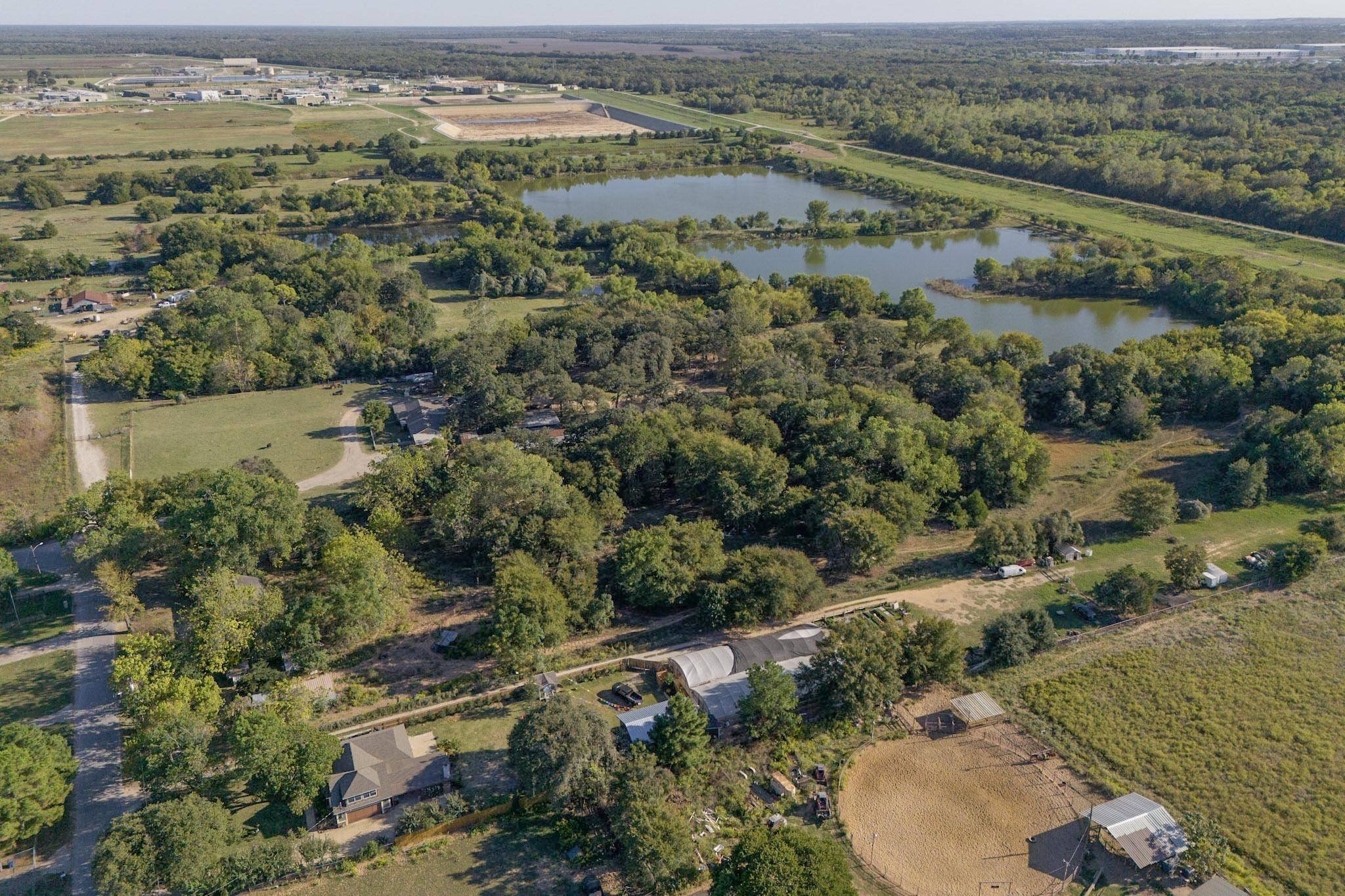 Dallas, TX 75253,3735 Middlefield RD
