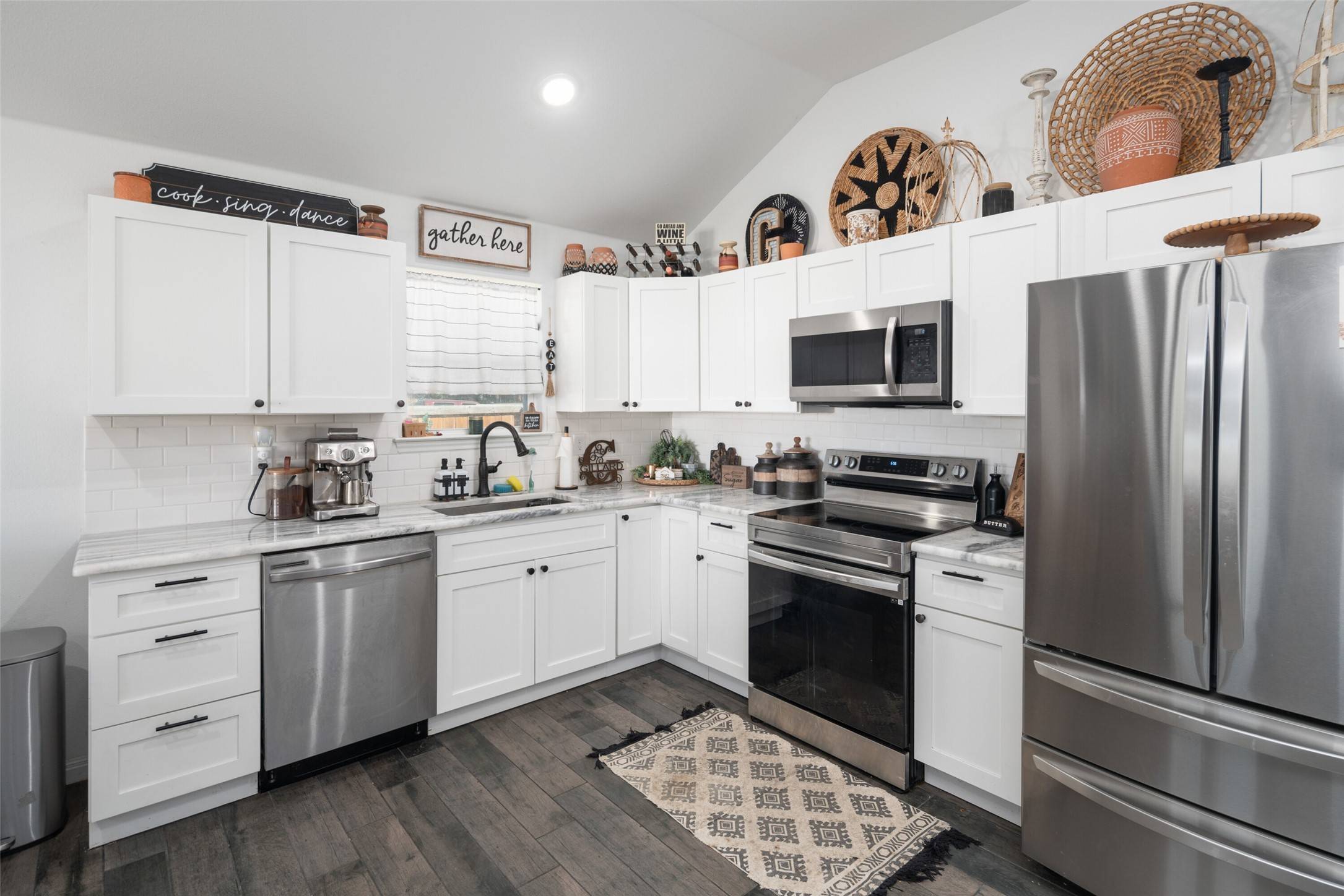 Leonard, TX 75452,400 S Cedar ST