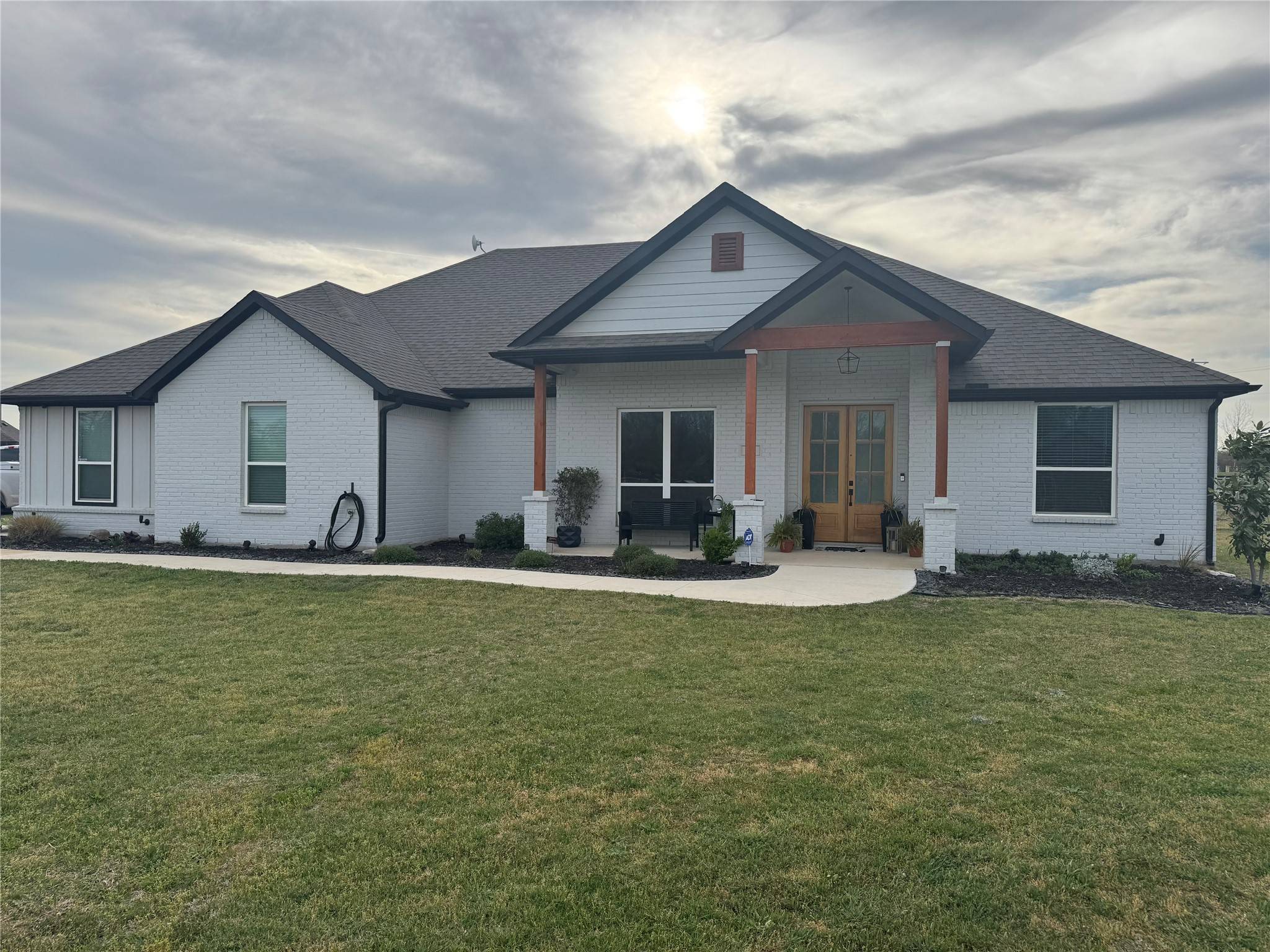 Springtown, TX 76082,111 Bluegrass TRL