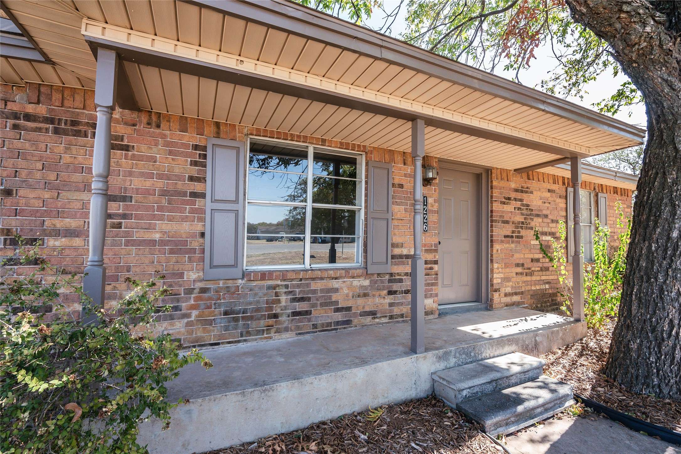 Nocona, TX 76255,1226 Clay ST
