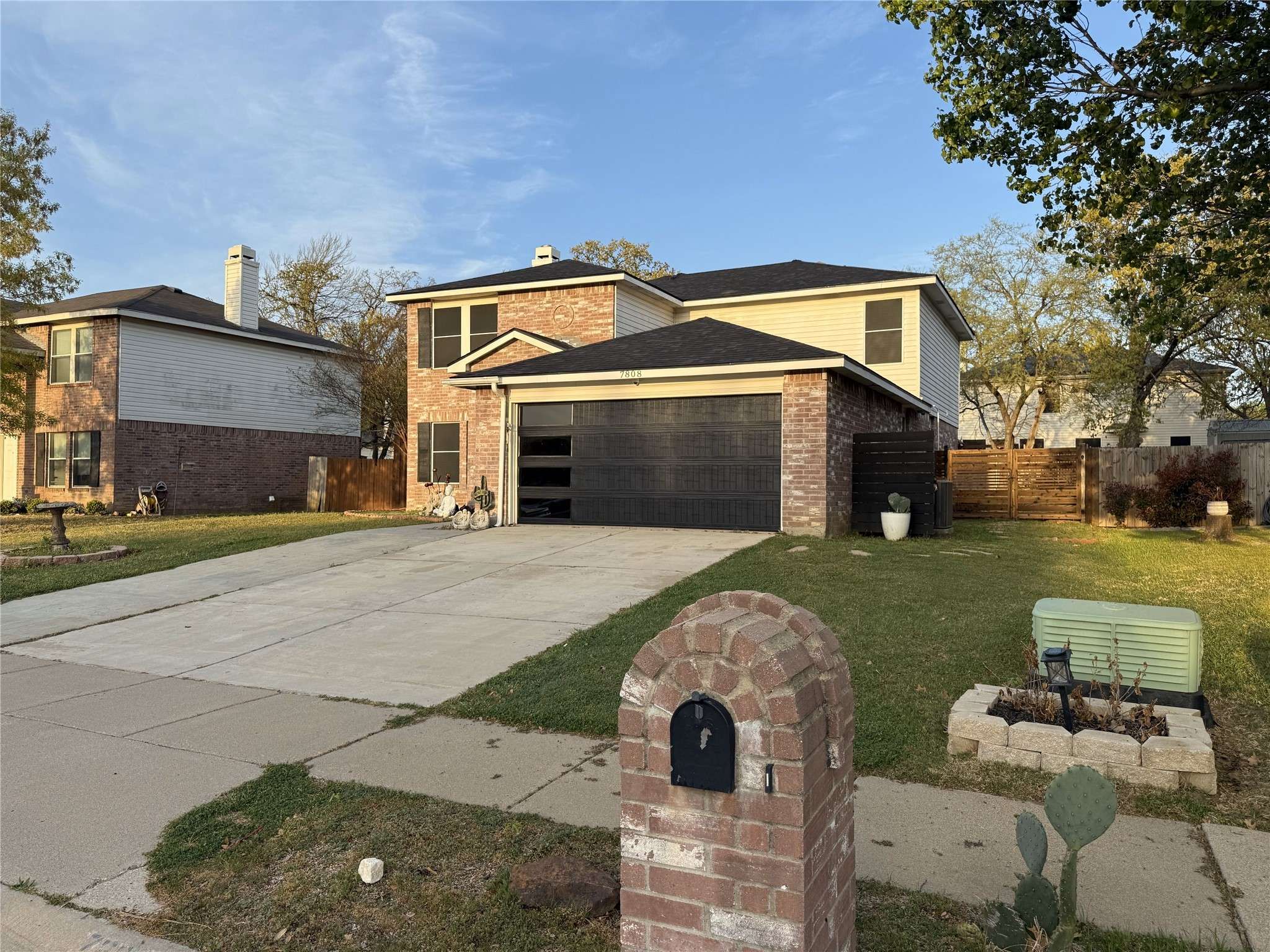 Denton, TX 76210,7808 Settlement DR