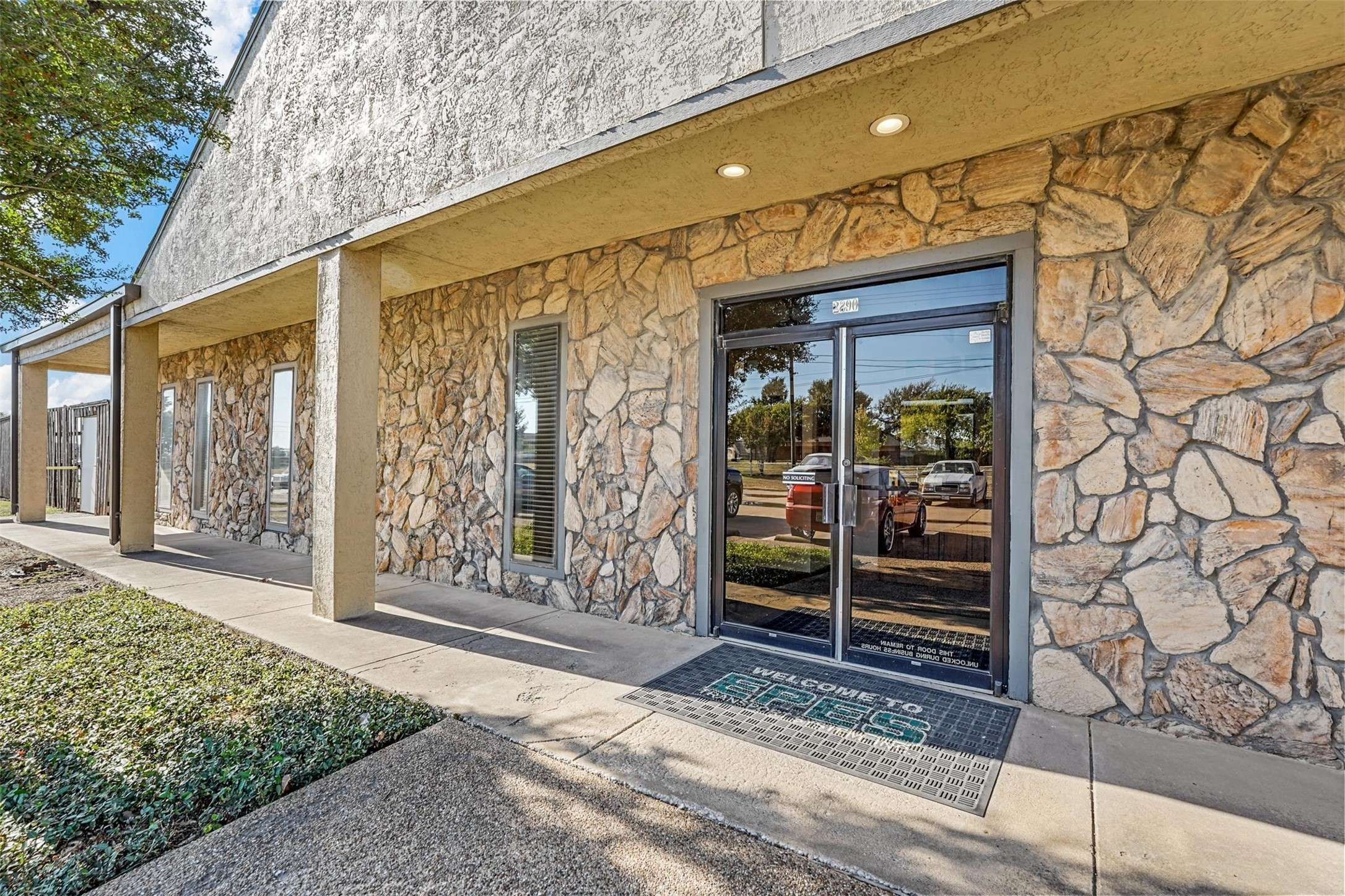 Rockwall, TX 75032,2890 S Goliad ST