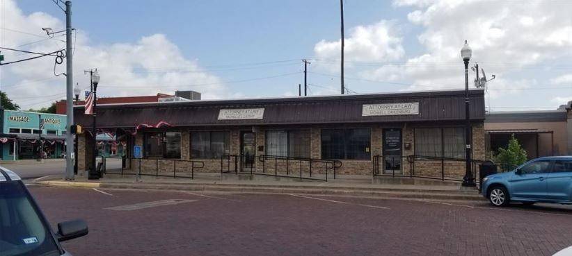 Groesbeck, TX 76642,102 N Ellis ST
