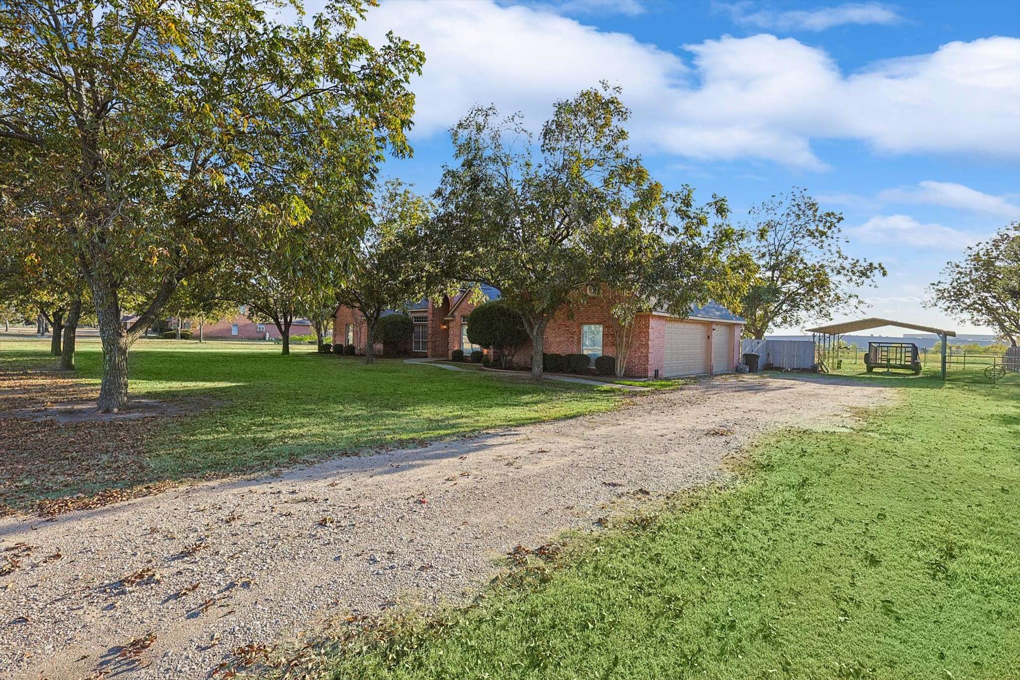 Ennis, TX 75119,1252 Orchard LN