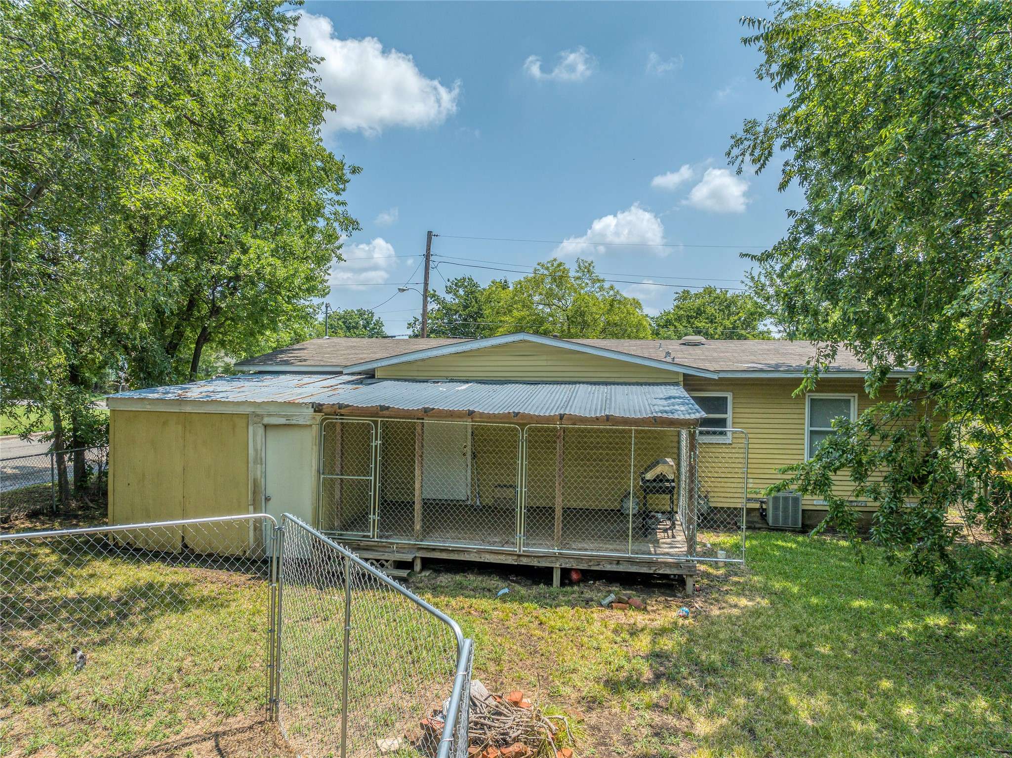 Sherman, TX 75092,2120 N Hickory ST