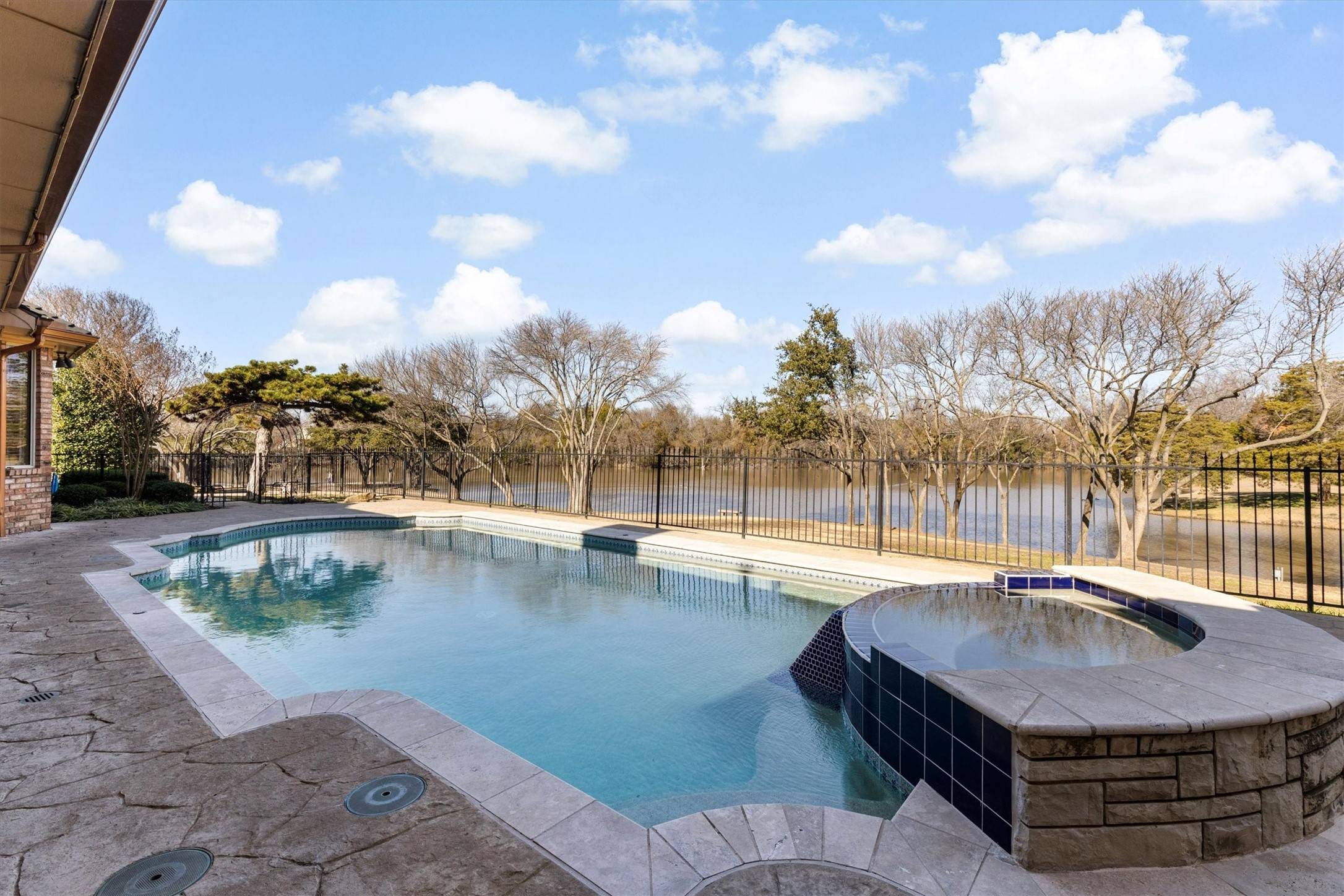 Farmers Branch, TX 75234,13229 Glad Acres DR