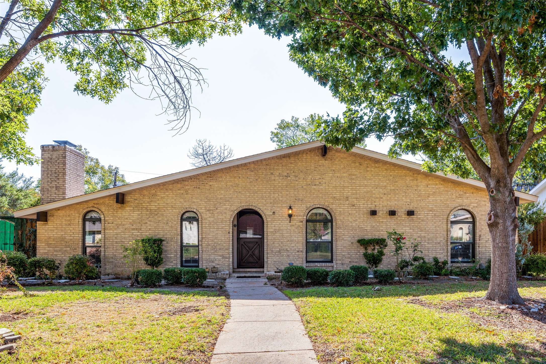 Dallas, TX 75248,6708 Hillbriar DR