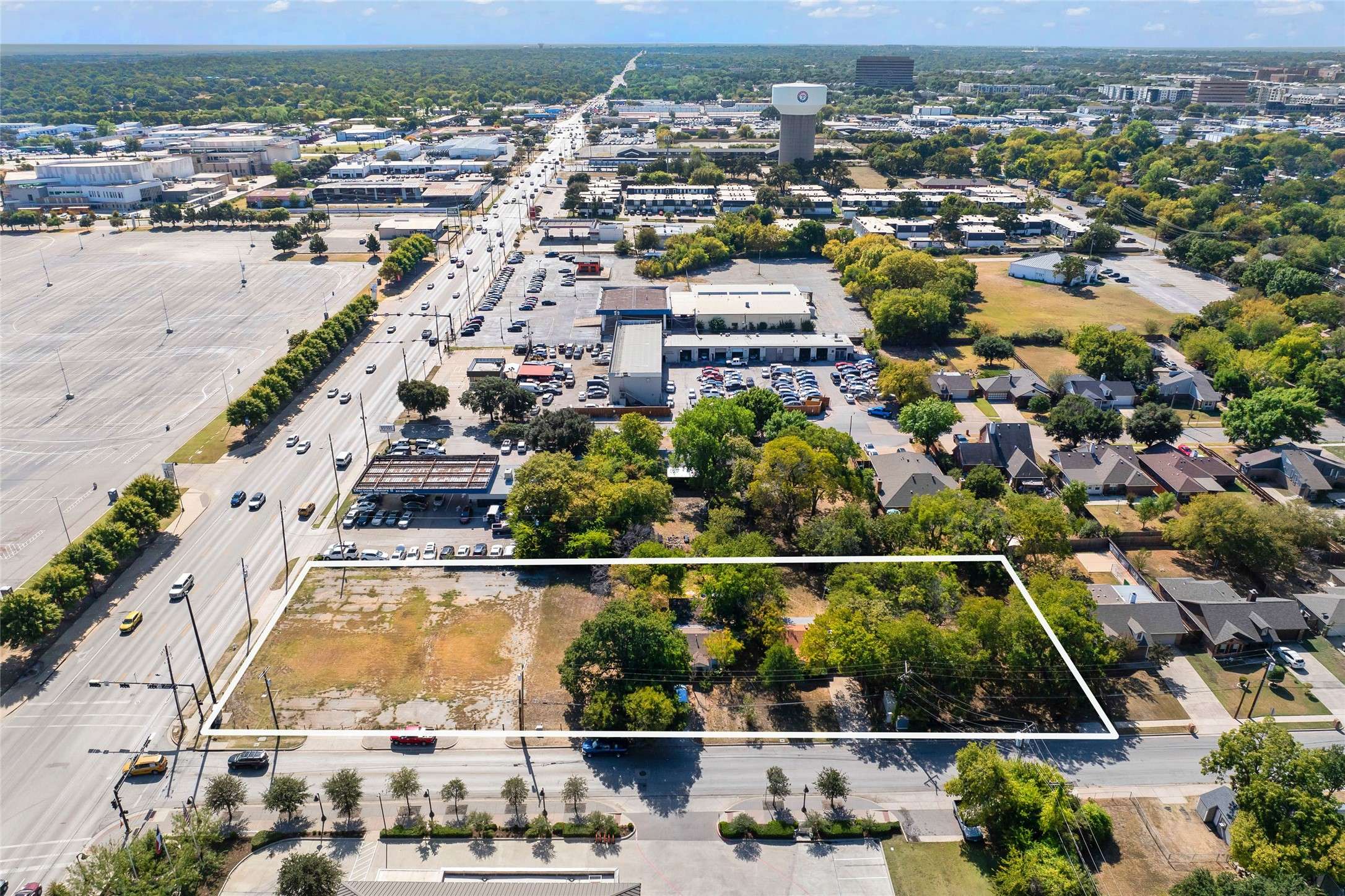 Arlington, TX 76011,708 E Rogers ST