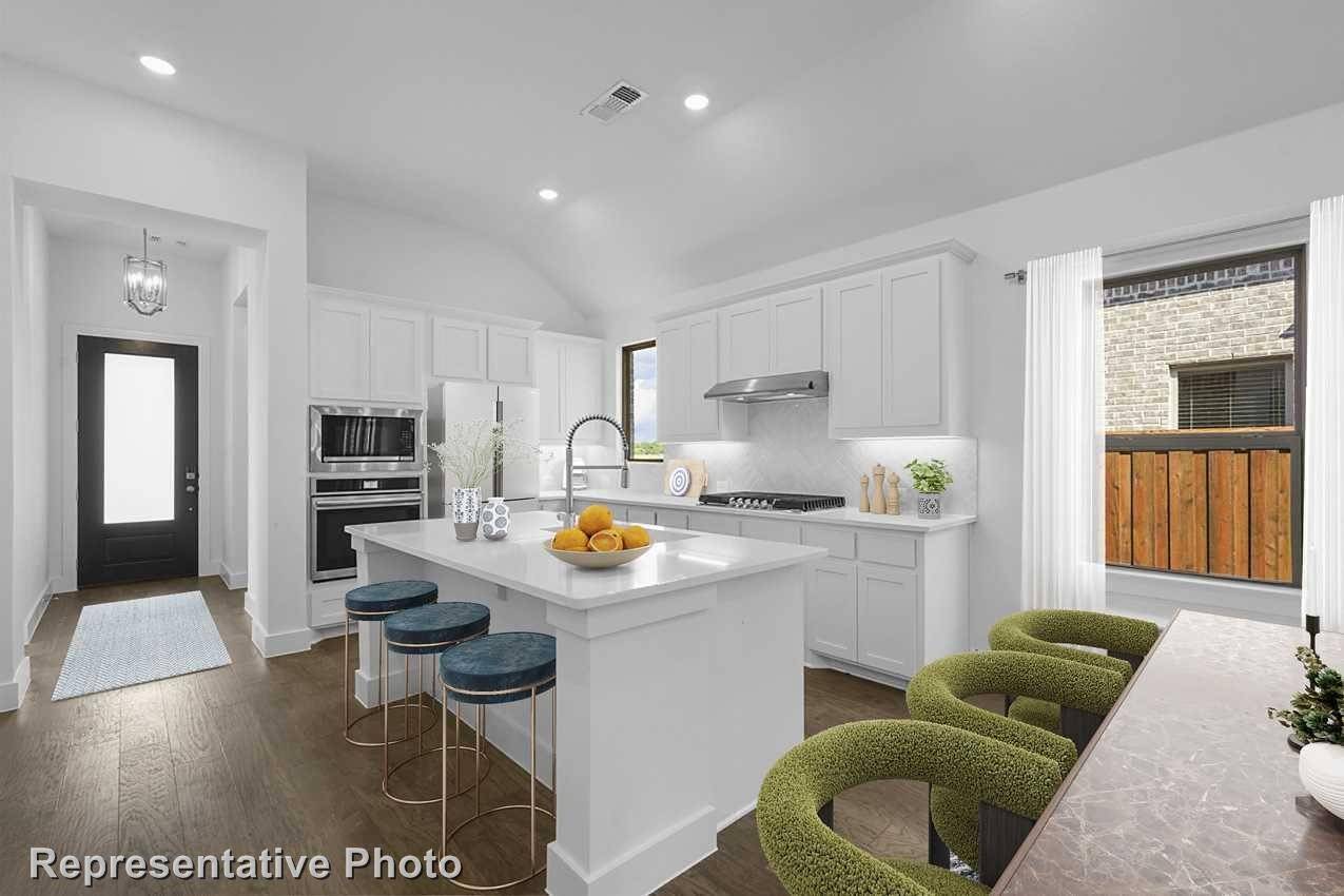 Mckinney, TX 75071,8541 Heard Hill DR