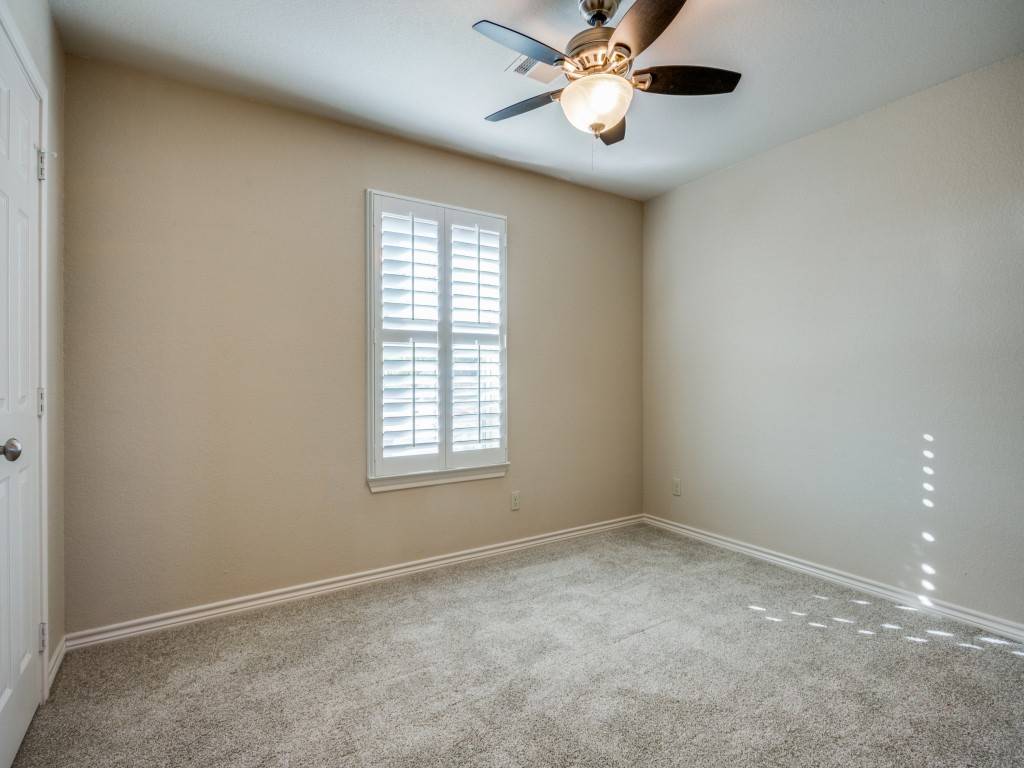 Tioga, TX 76271,714 Mohawk DR